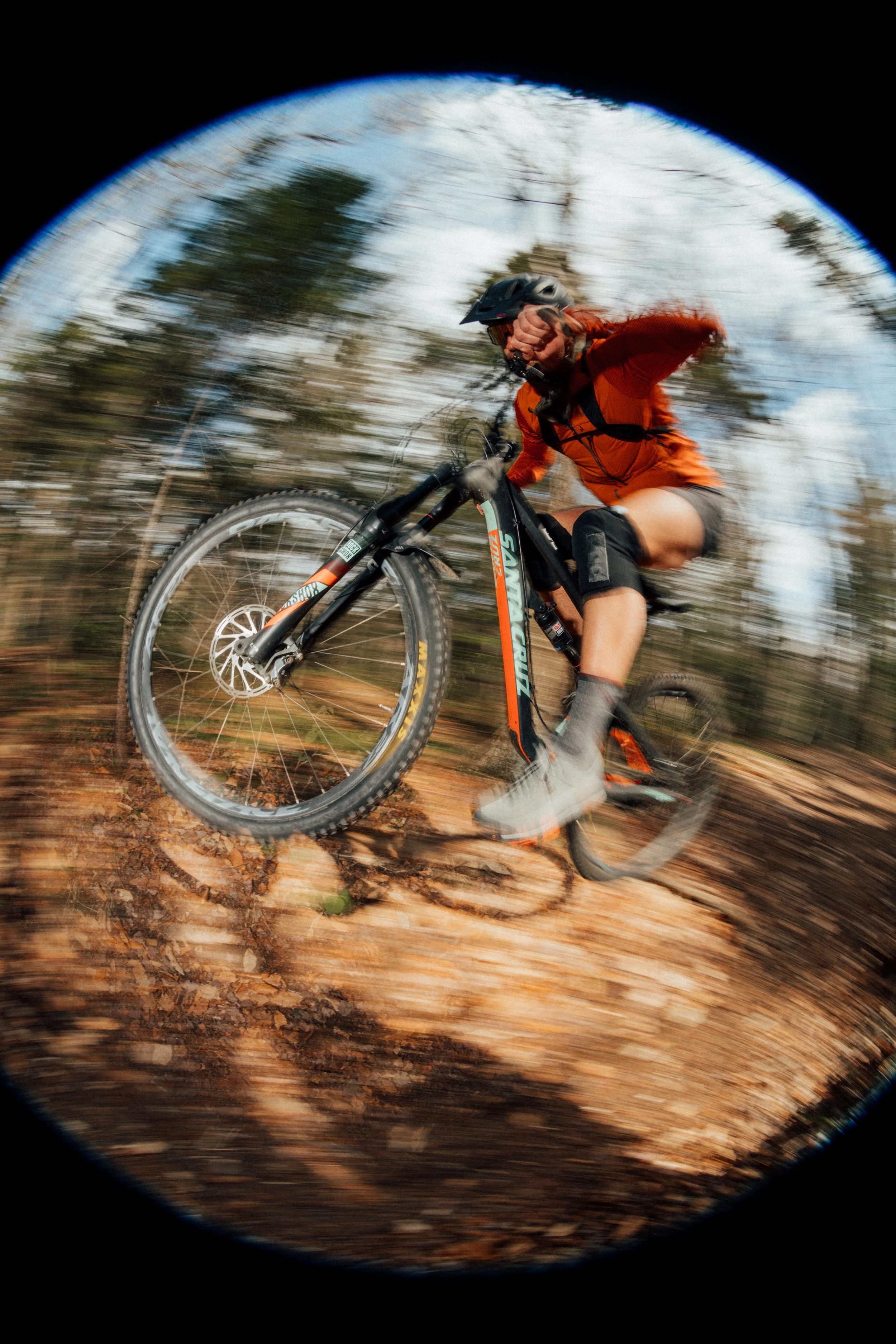 F26_SHOT 2_MtnBikePrePost_RevloMonoquilt_VAR_Lifestyle_05274-ROUGH.jpg