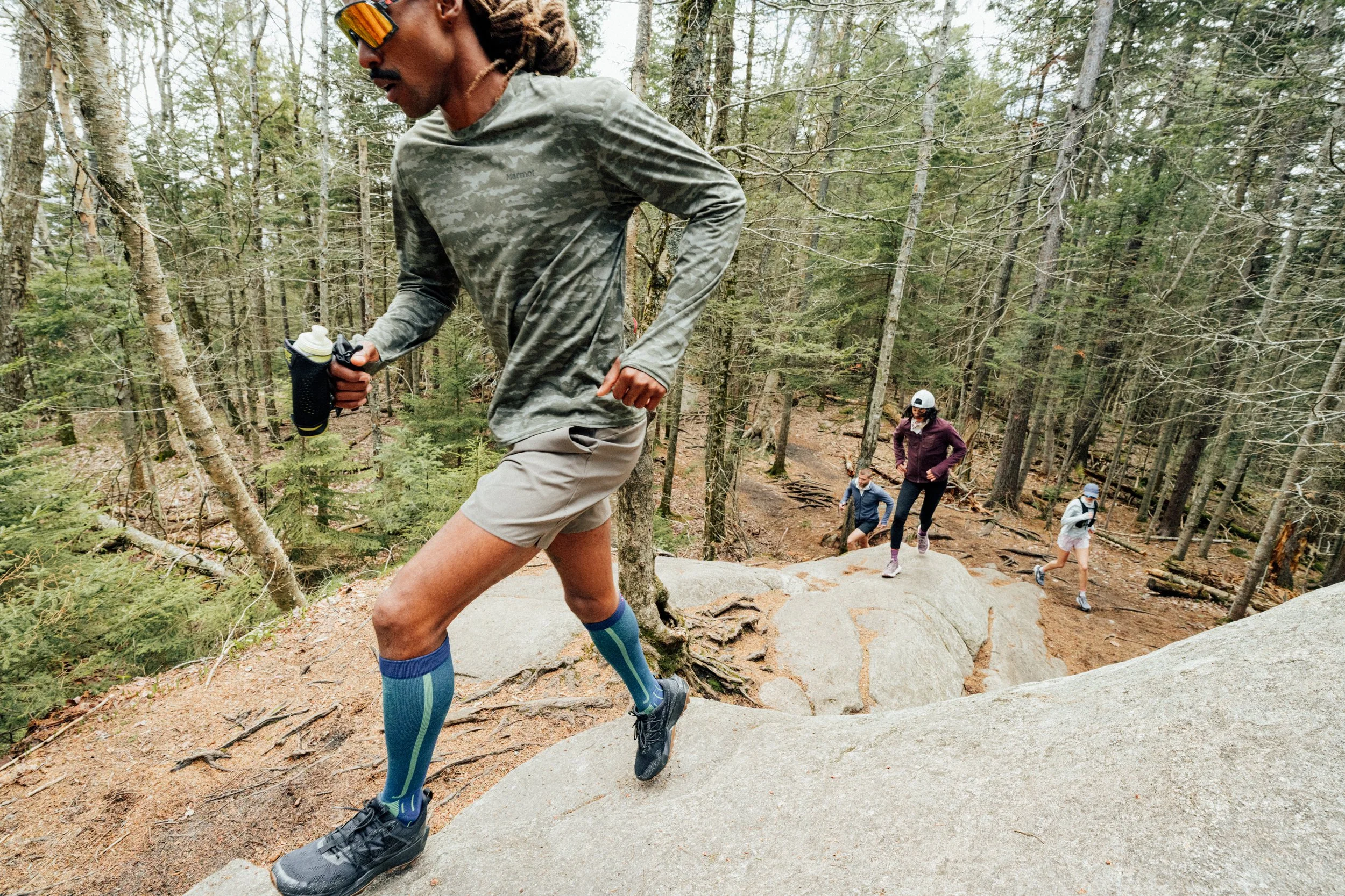 F26_SHOT 3_TrailRun_AerothemalAirFleece_VAR_Lifestyle_02235-ROUGH.jpg