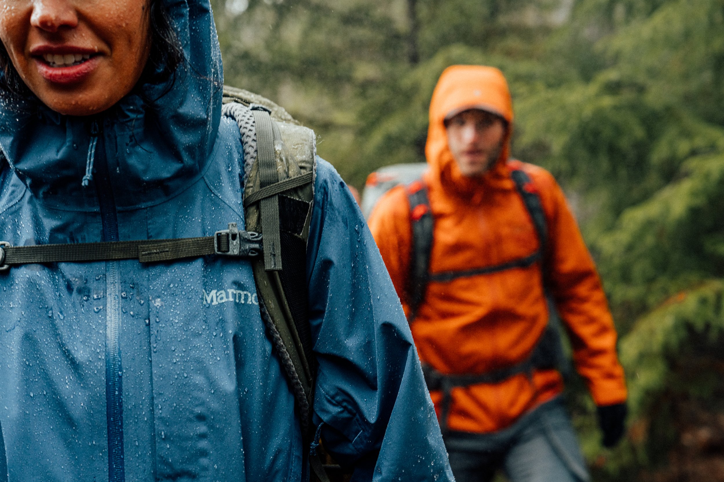 F26_SHOT 4_TechHikeWater_WaypointPreCipEVOFlx_VAR_Lifestyle_07023-ROUGH.jpg