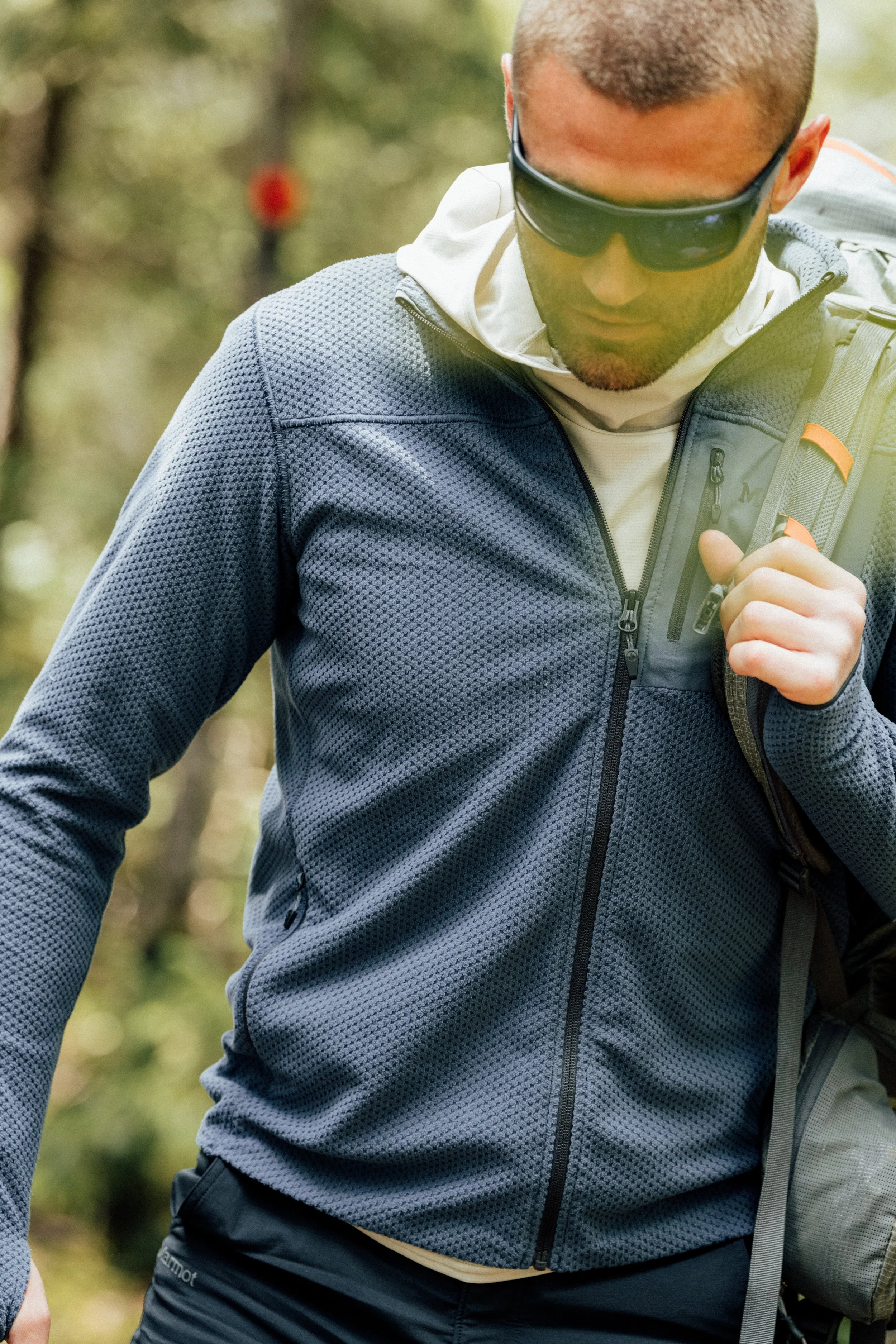 F26_SHOT 3_TrailRun_AerothemalAirFleece_VAR_Lifestyle_01386-ROUGH.jpg