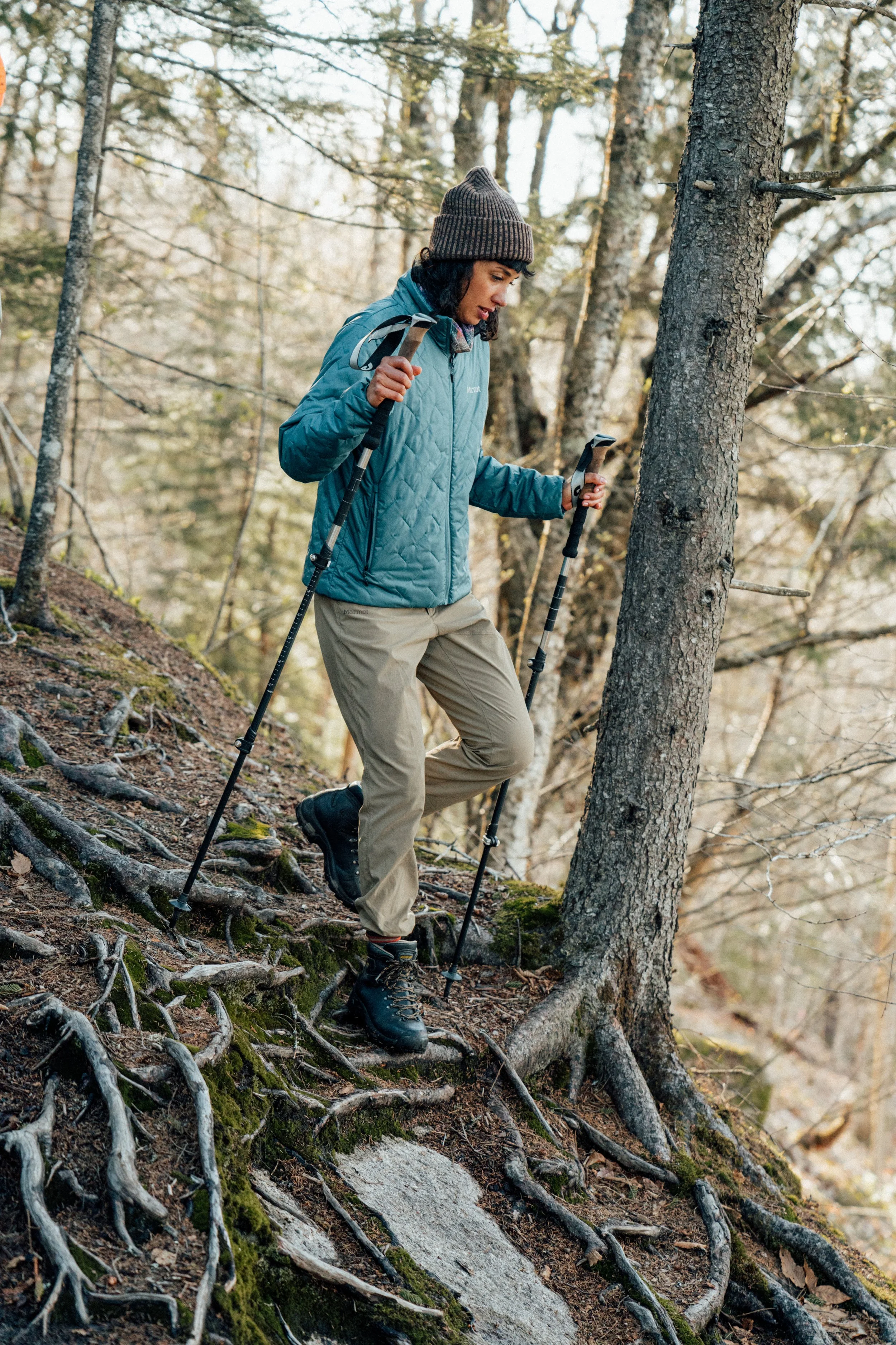 F26_SHOT 6_LightHikeWoods_MonoquiltRevlo_VAR_Lifestyle_04888-ROUGH.jpg
