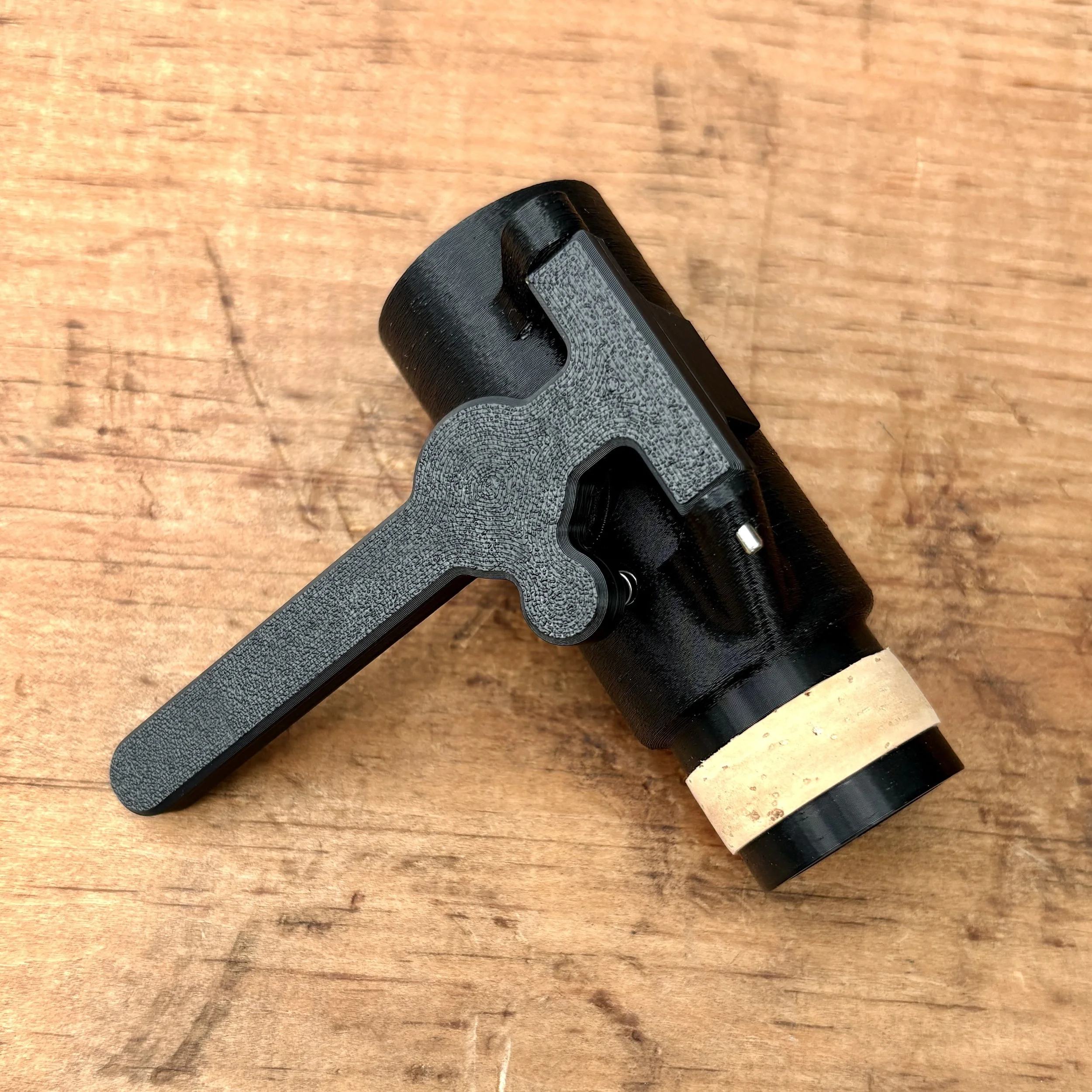 Low B extension for basset clarinet