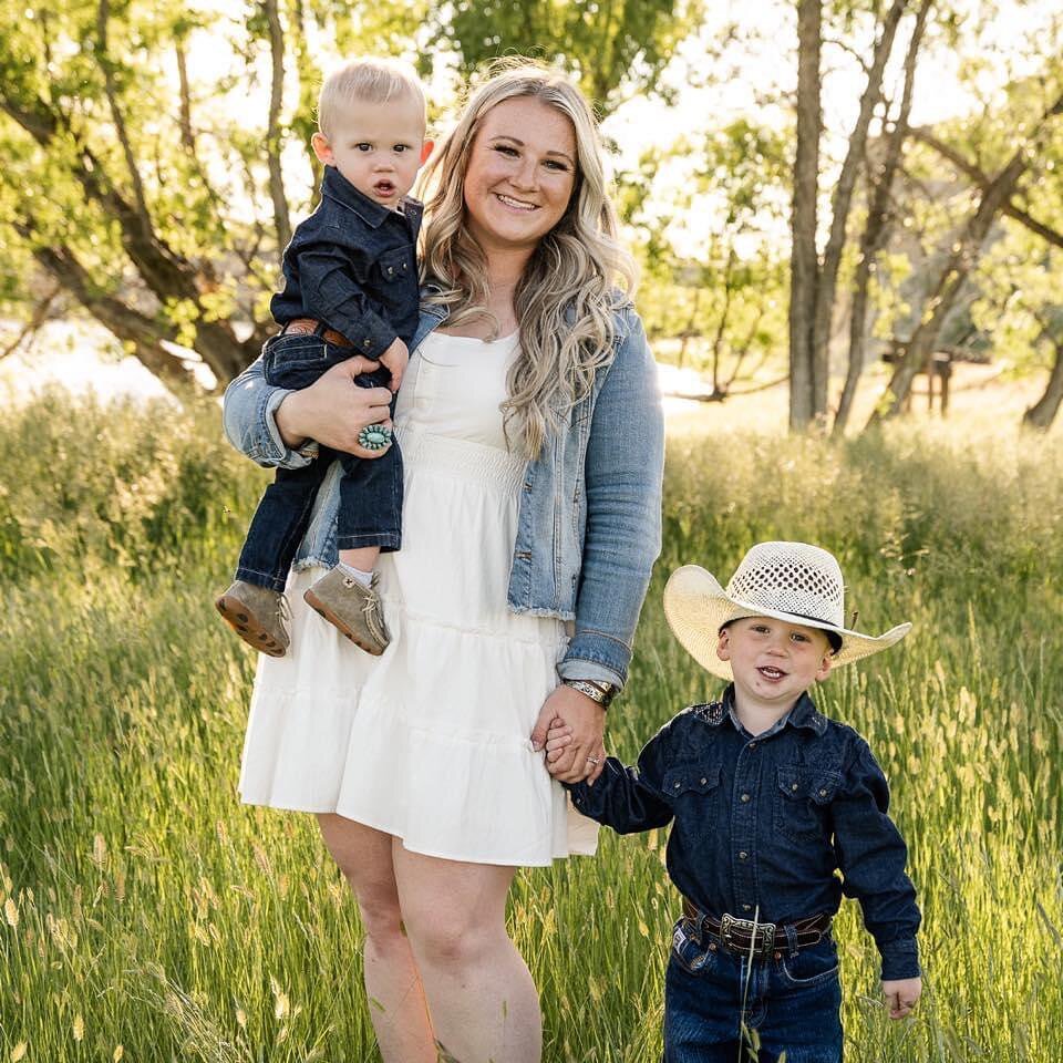 Happy Birthday to my wonderful wife, she keeps us boys in line and keeps our operation running smoothly @drycreekranchnd