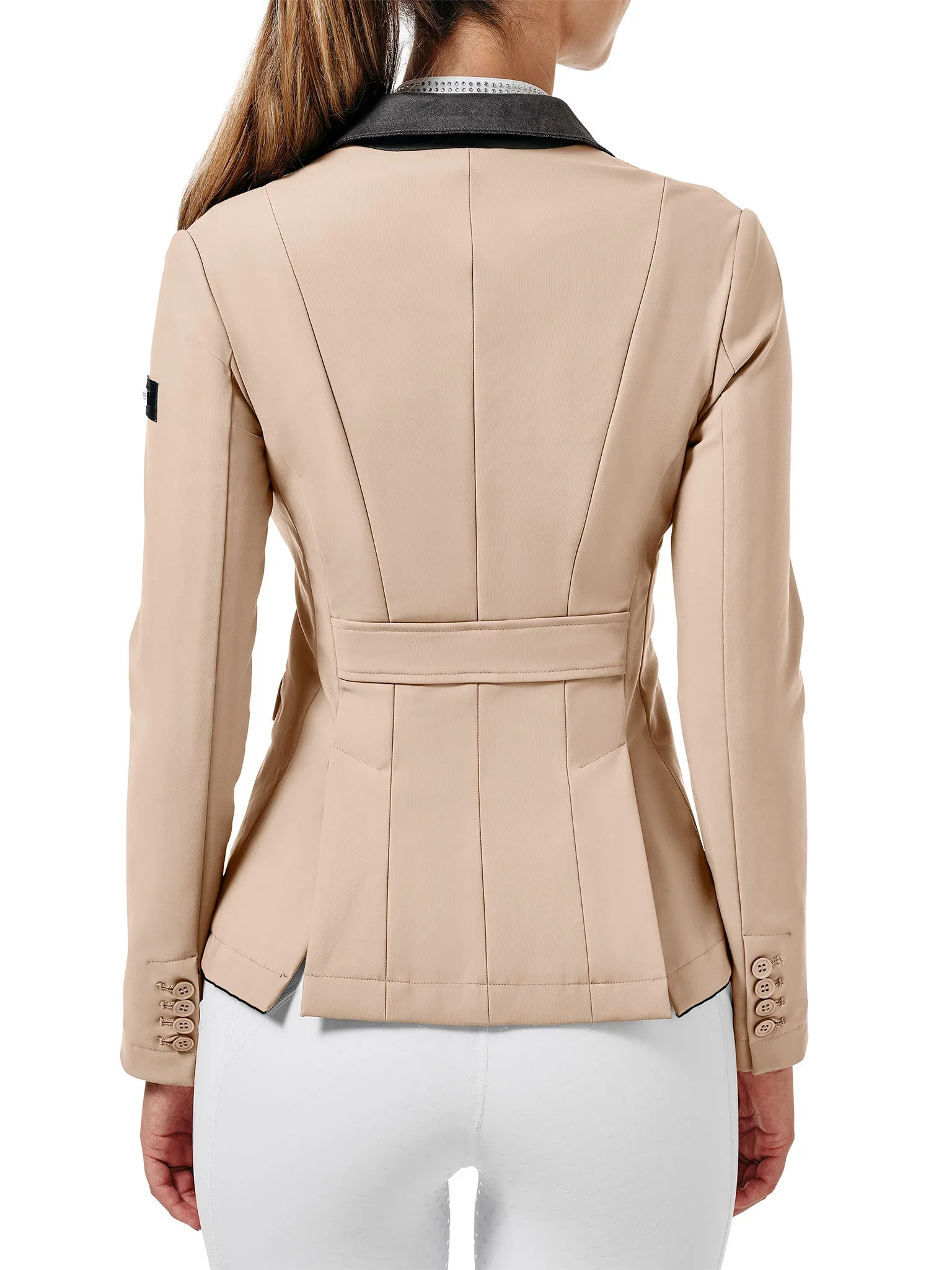 Sand-Classic-show-jacket-17054e-1536x2048.webp