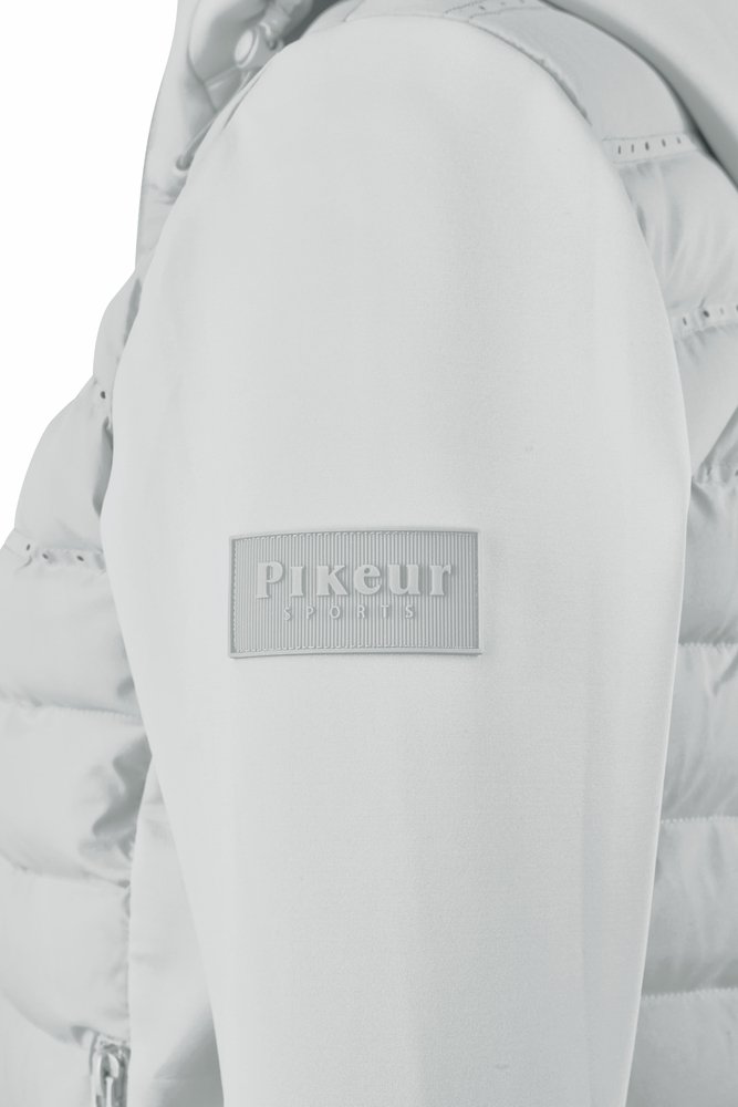 pikeur ice blue2.jpg