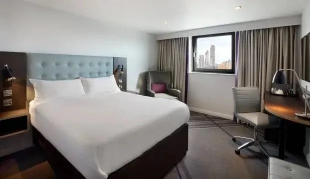 Premier-Plus-Room-1.jpeg