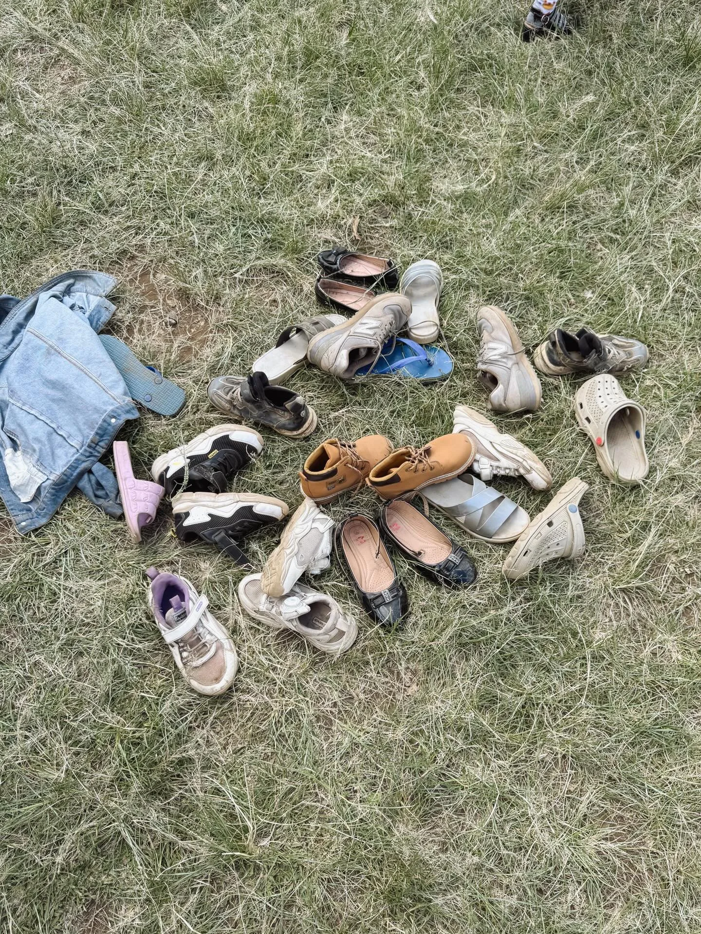 You may see a pile of shoes but we see bounce house fun! 🥳