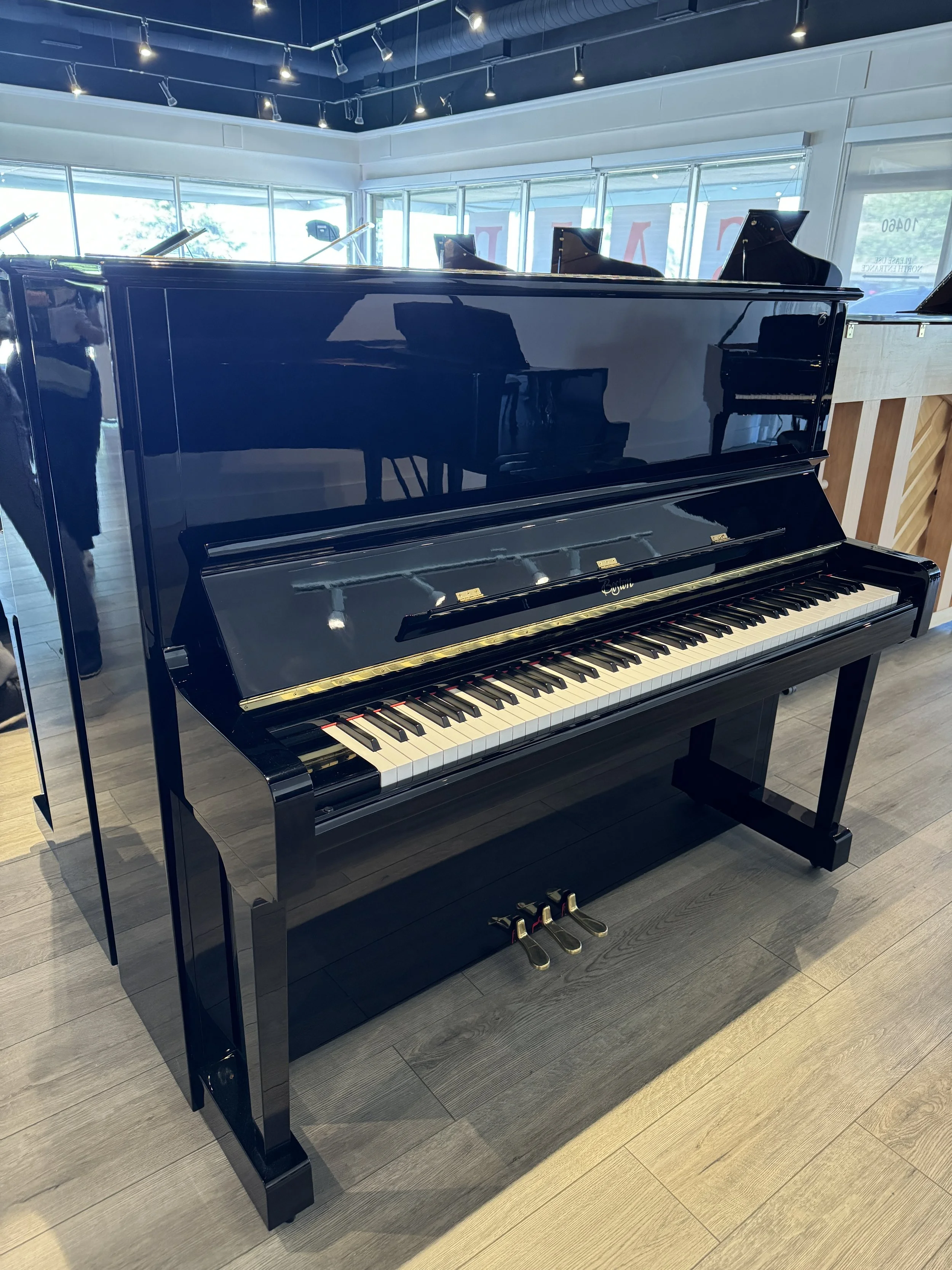 *SOLD* Boston UP132 Piano - Excellent Condition. 1 family owned, meticulously maintained from mid 90s. $13,995
