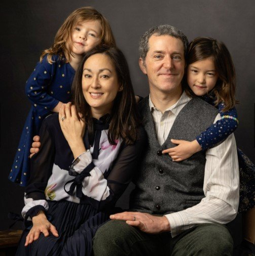 Dawn Sela Family Portrait Fundraiser