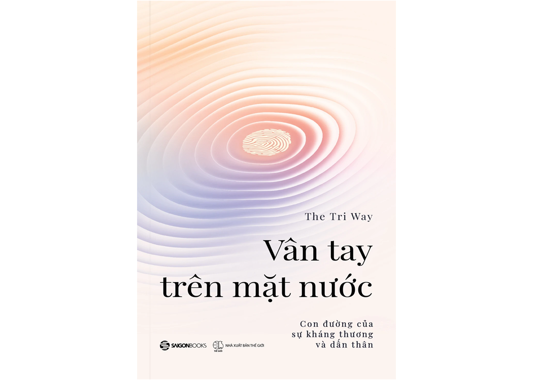 van-tay-tren-mat-nuoc-the-tri-way.png