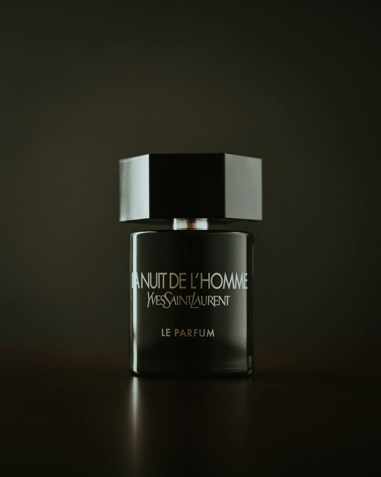 yves-saint-laurent-la-nuit-de-l'homme-le-parfum