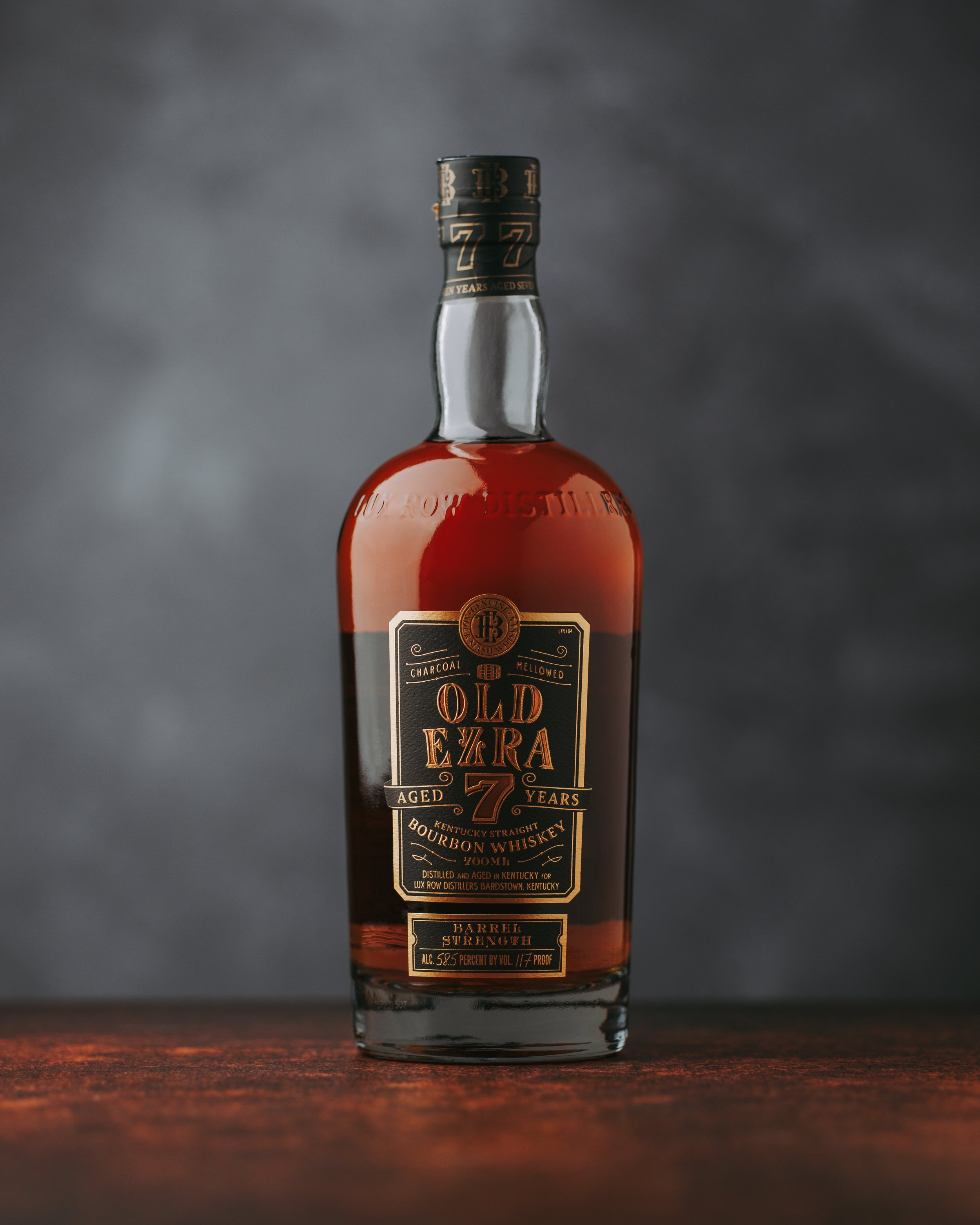 old-ezra-7-bourbon-01.jpg