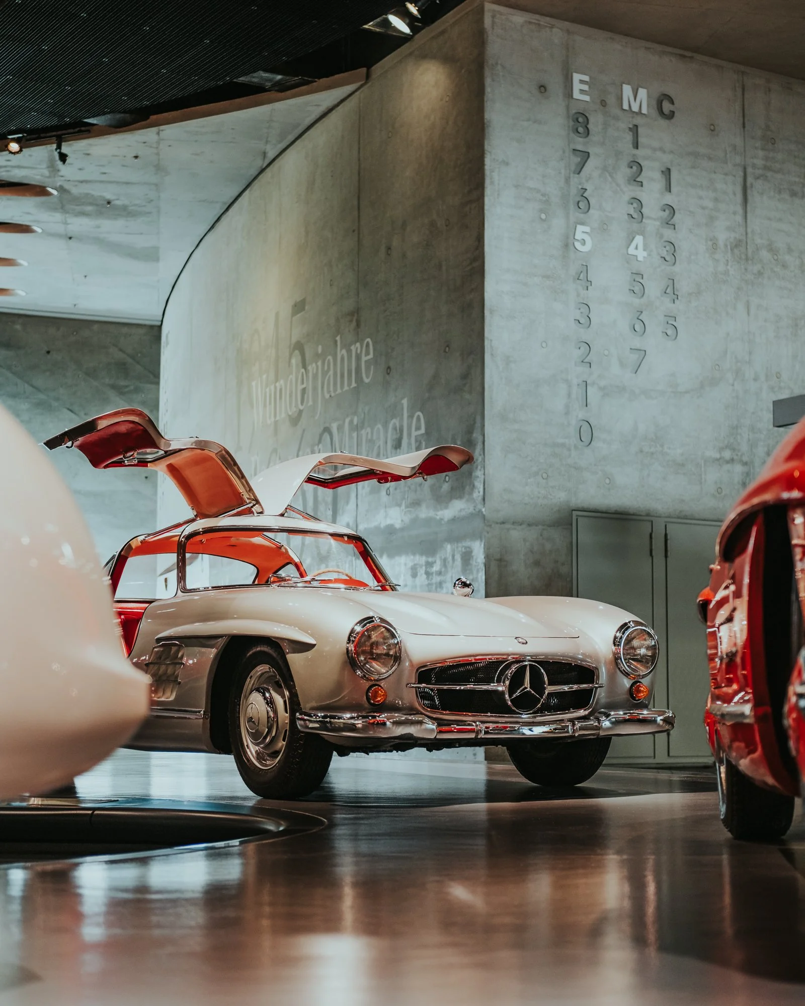 mercedes-benz-300-sl-gullwing-coupe-front