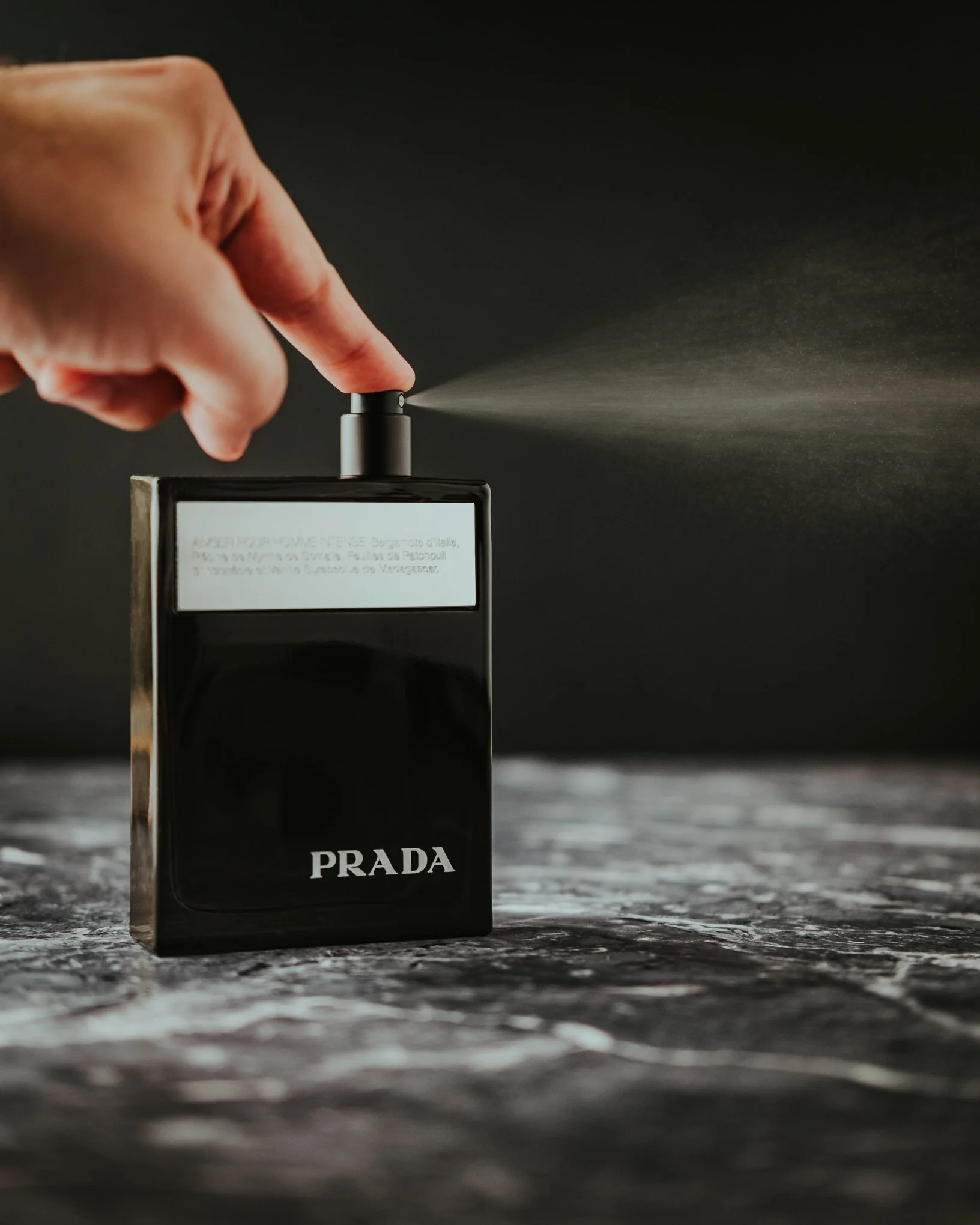 prada-amber-pour-homme-intense