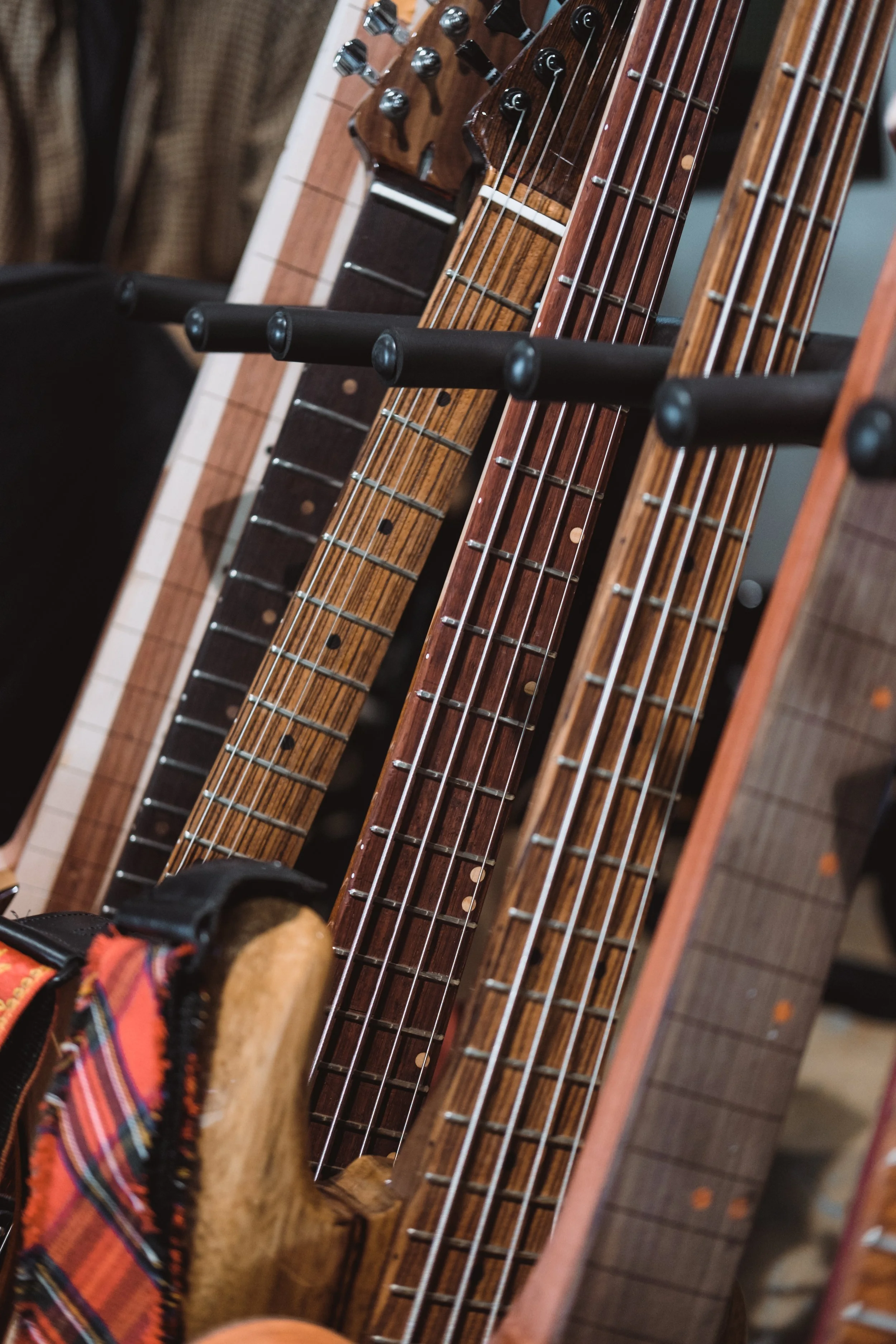 Gravino guitars-process-selects-2021-67.jpg