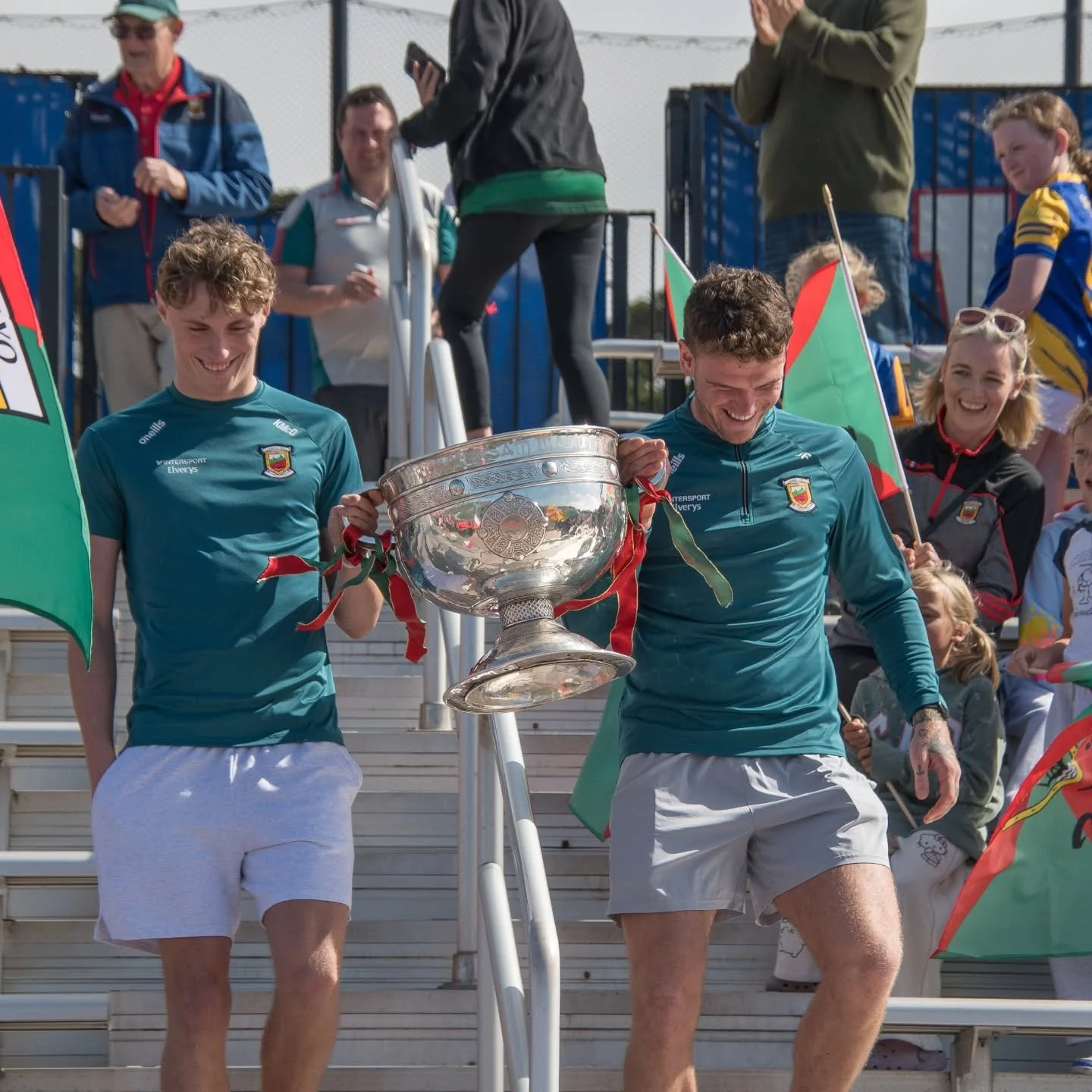What a day for SFYGAA! 🏆 On Saturday we were thrilled to welcome Jordan and Kobe, who brought the Sam Maguire Cup with them. 
They got stuck right in, running drills with the kids, taking photos, and signing jerseys. Their encouraging words left a l