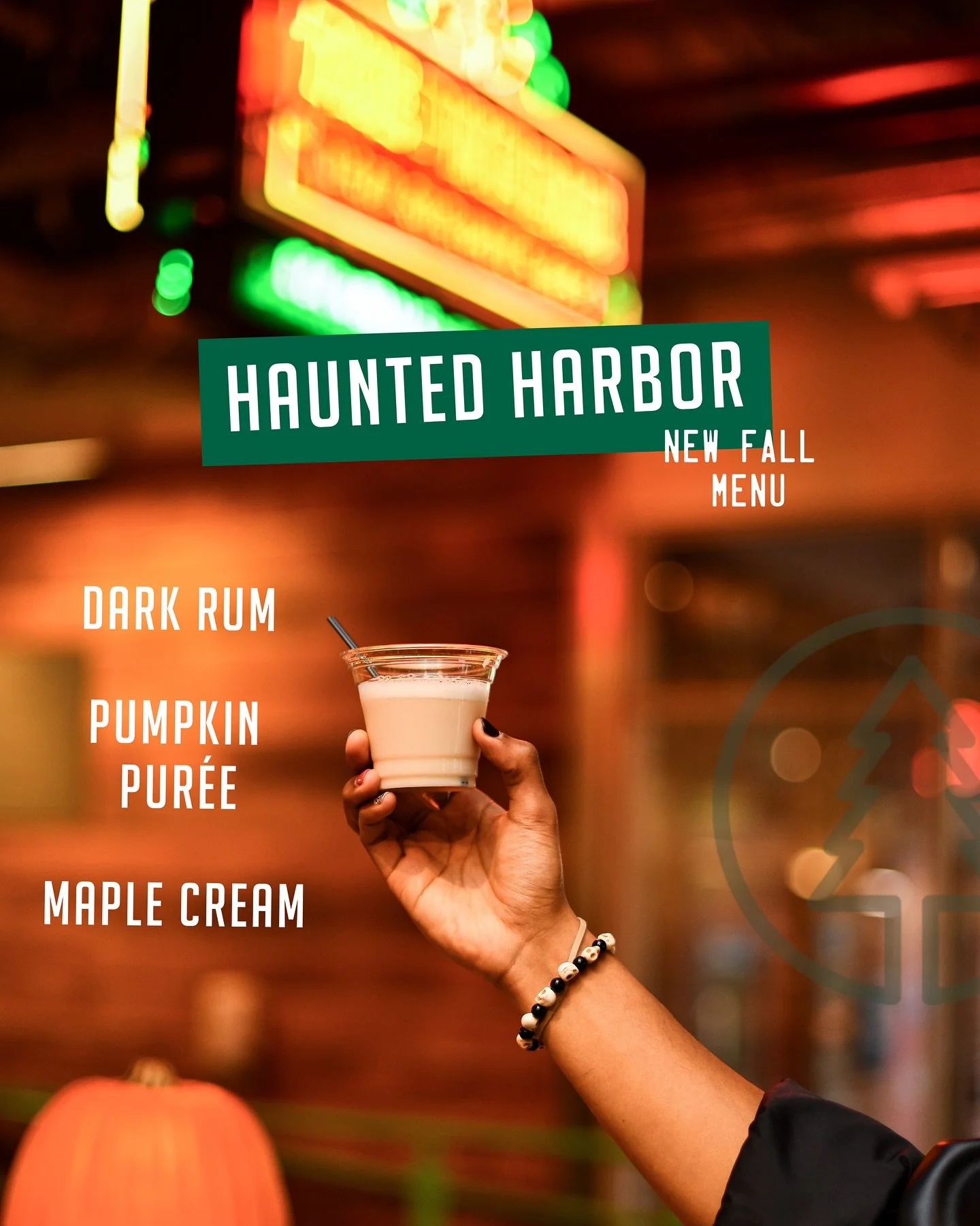A hauntingly good lineup of NEW fall cocktails is waiting for you at the bar 🎃🙌 Come try the Haunted Harbor first!

#fallcocktails #falldrinks #cocktails #drinkstagram #bostonbar #drinklocal #bostondrinks