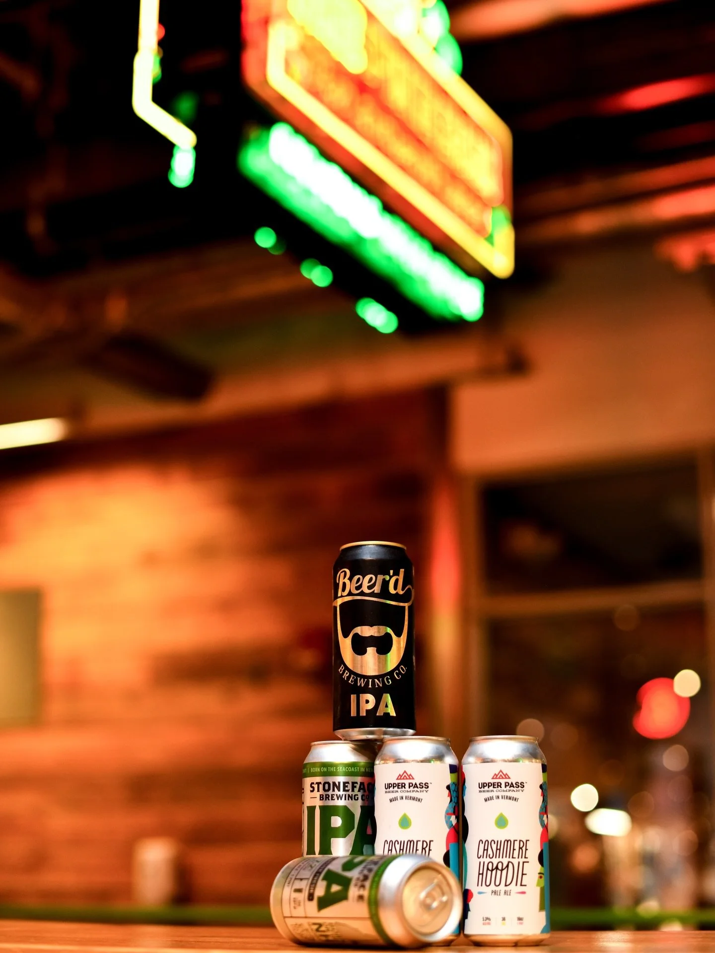 Boston beer experts only: What's your favorite local brew? 👇🍻

#bostonbeer #localbeer #drinklocal #bostongram #bostonbar #drinkstagram #beertime #bostondrinks