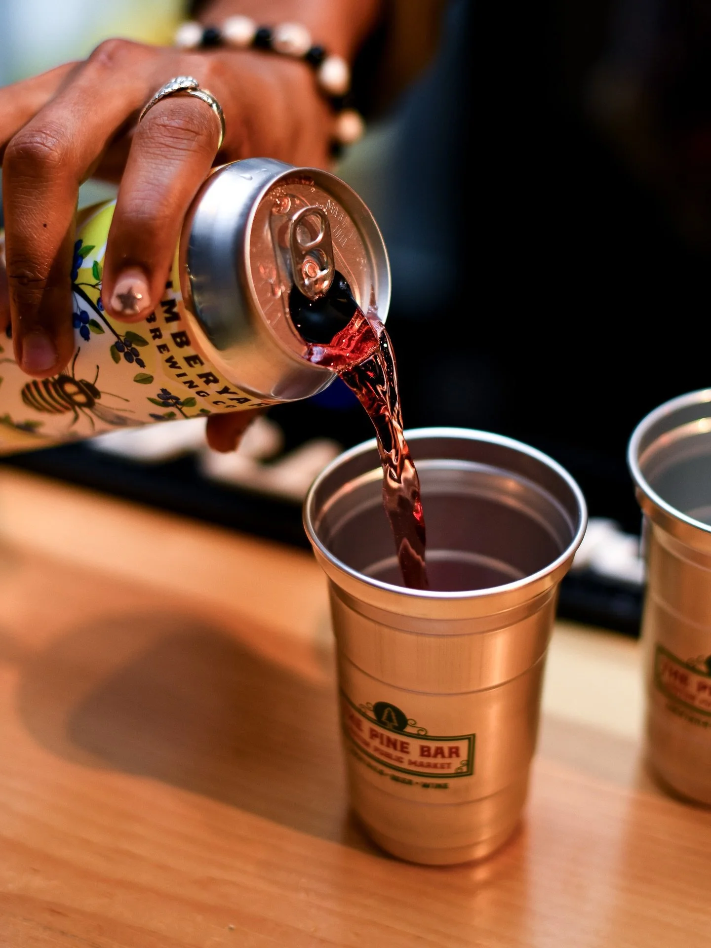 Everything in this Local Blueberry Honey Ale from @timberyardbrewing is MA based! Made with locally sourced blueberries, honey, malt, and hops to make this 8% abv an all-natural favorite. Try it at the Pine Bar!

#craftbeer #localbrew #bostonbeer #bl