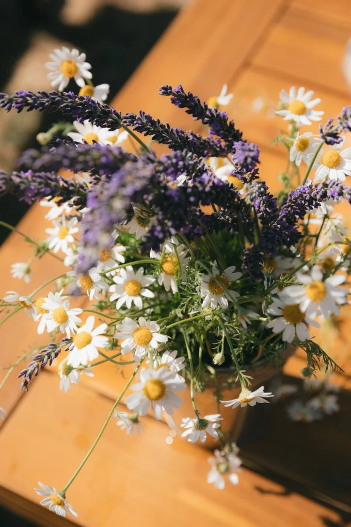 A bouquet of you cut flowers, U-cut.  Wedding table decorations Hood River, Hope Ranch Lavender