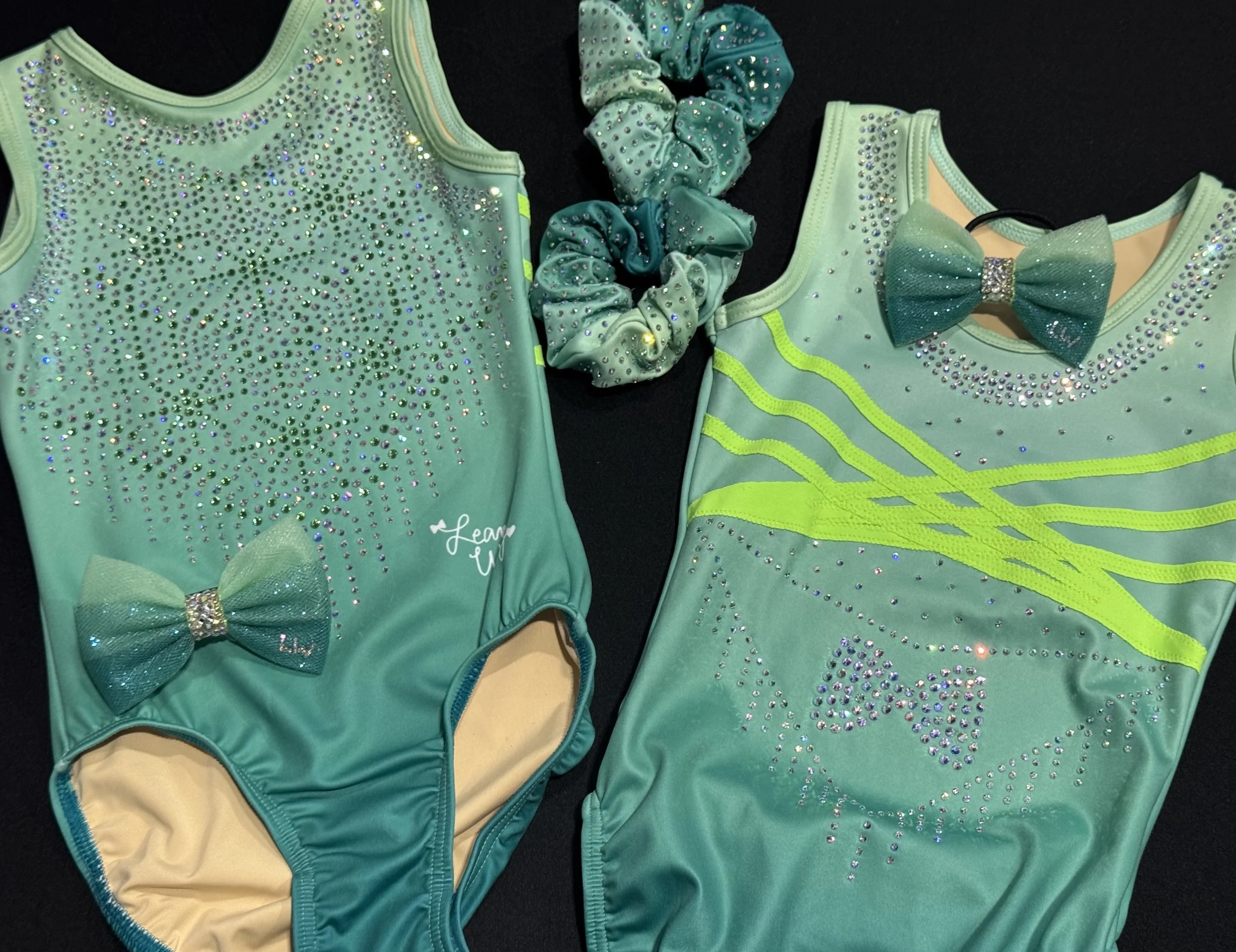 Festive Fun Bundle (leo, blinged out scrunchie, & bow)