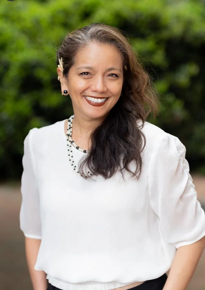 6 Questions with Lyra Perez Dumdum