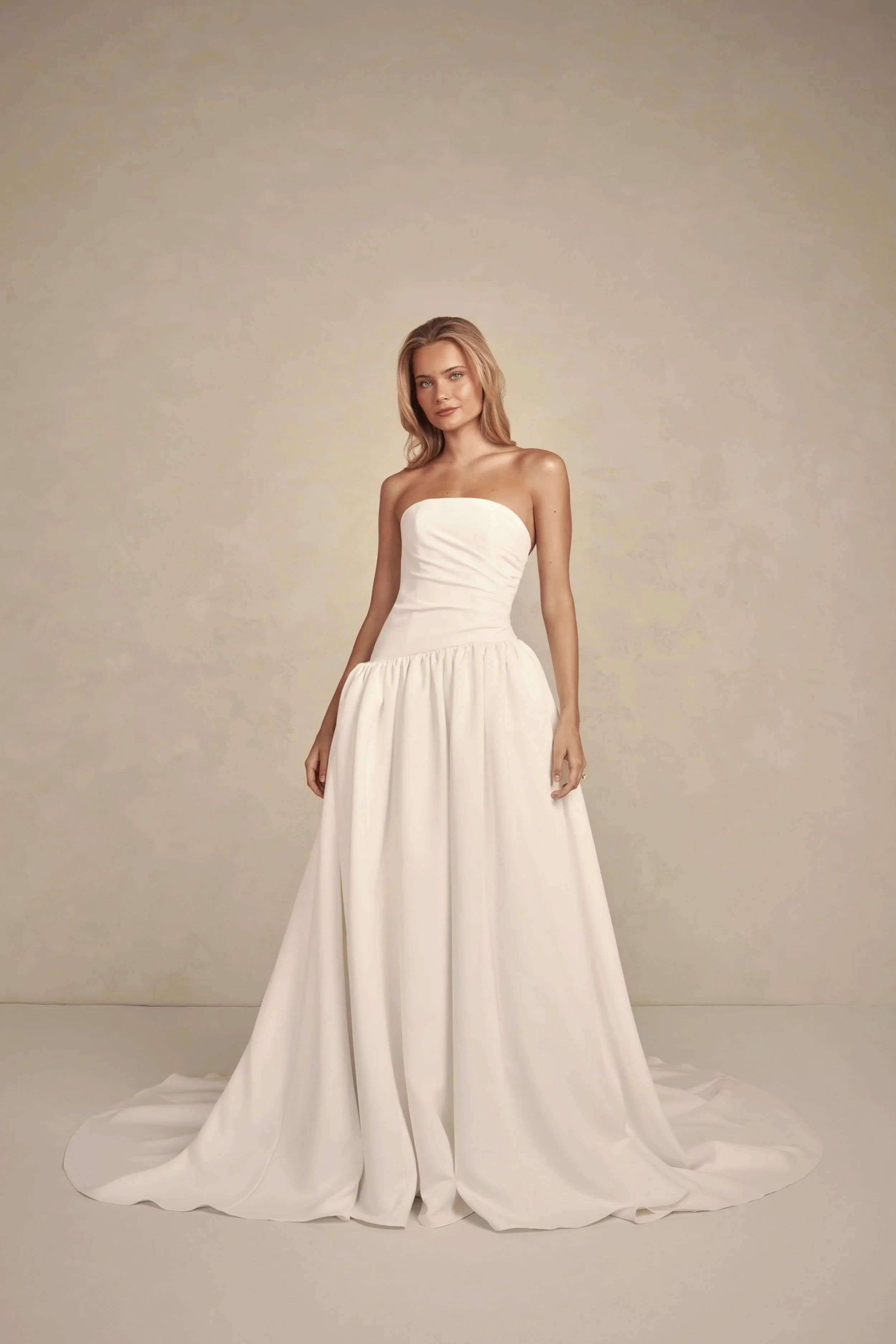 imgi_142_Avery+Flowy+Wedding+Dress+Made+With+Love+Bridal+Studio+1.jpg