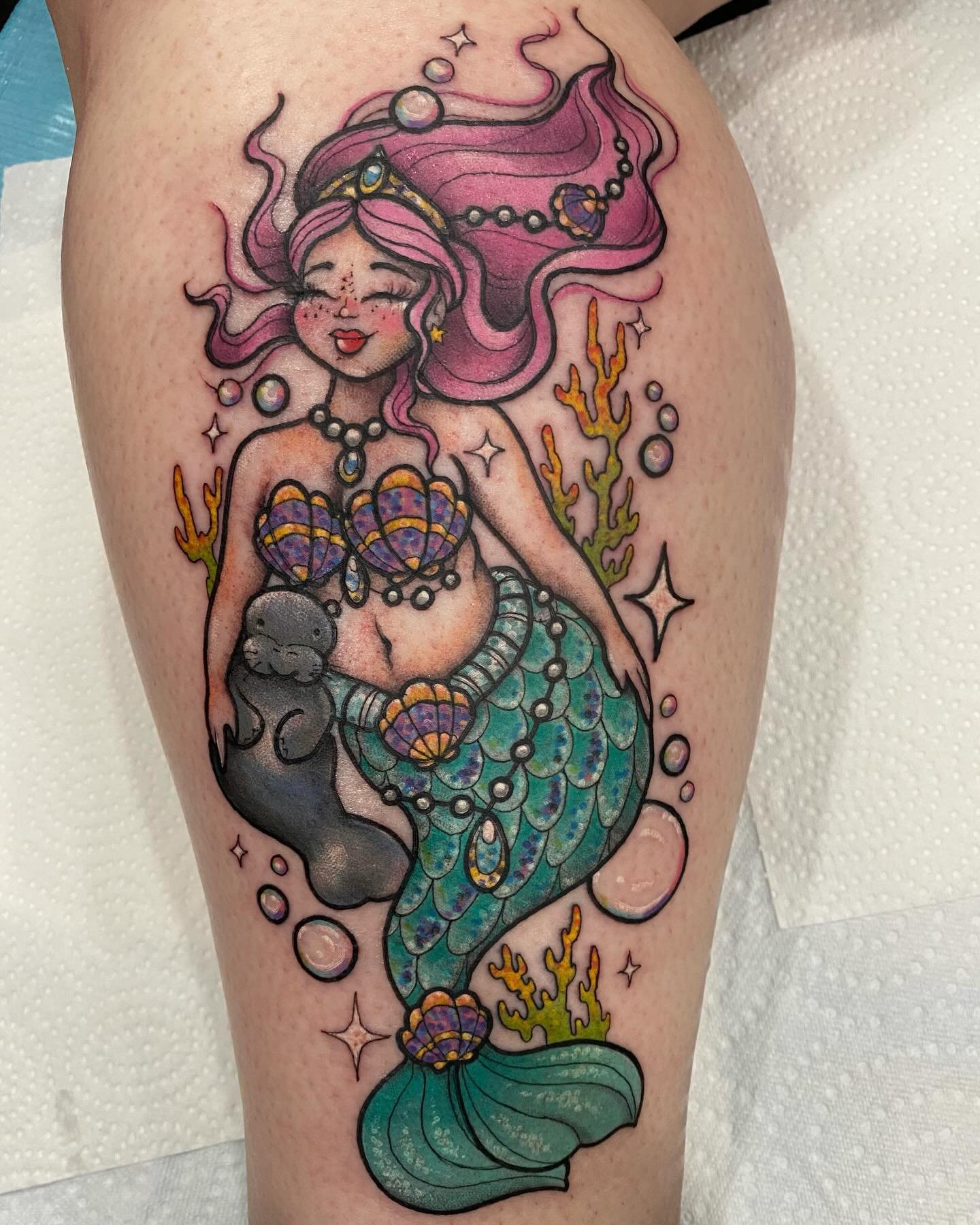 somehow this one slipped thru the cracks.. one of my favs ✨ #mermaid 🧜🏻&zwj;♀️ done a couple years ago! @jerseydeviltattooshop #fresh, #linework, &amp; 2 years #healed ☺️✨
.
.
.
.
.
.
#tattoos #tattoosofinstagram #southjerseytattooartist #girlswith