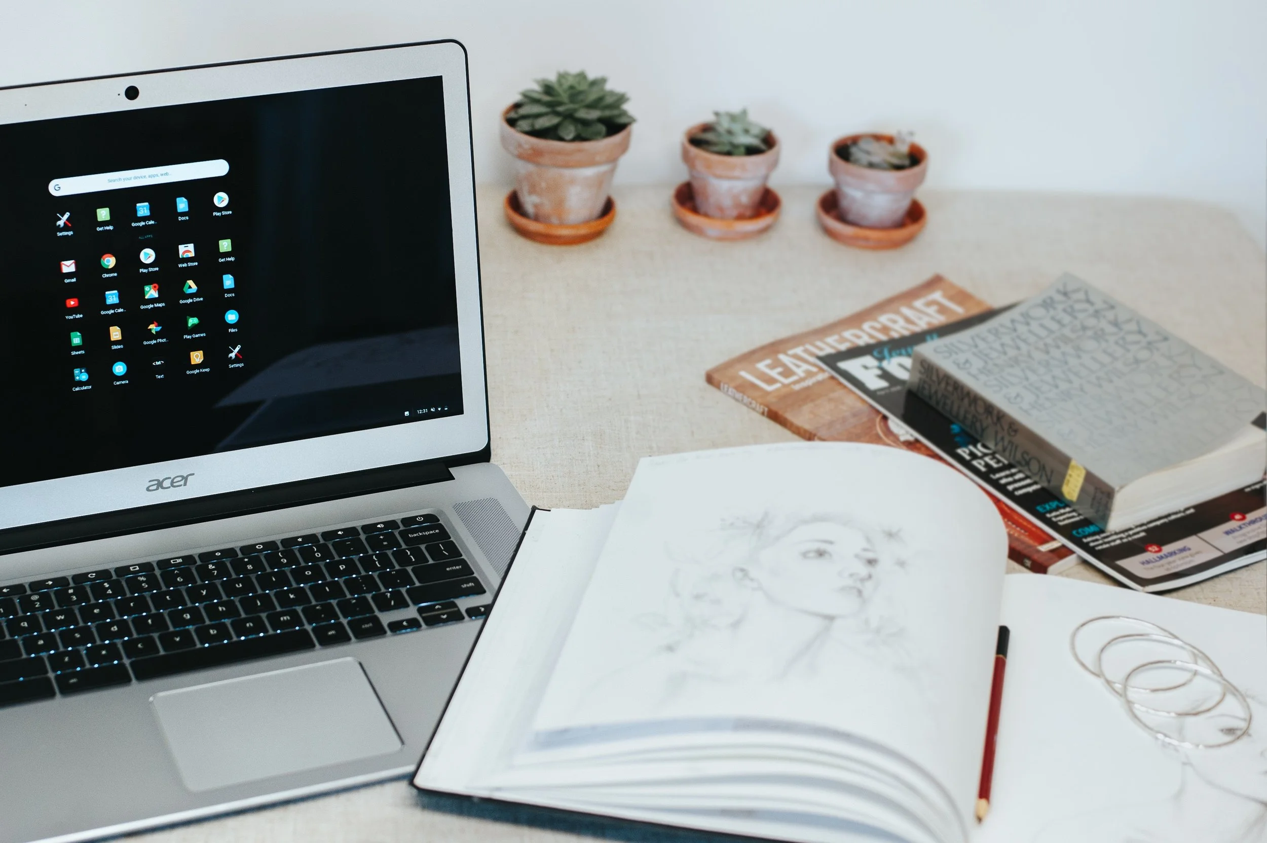 anete-lusina-uQvUByH89MA-unsplash.jpeg