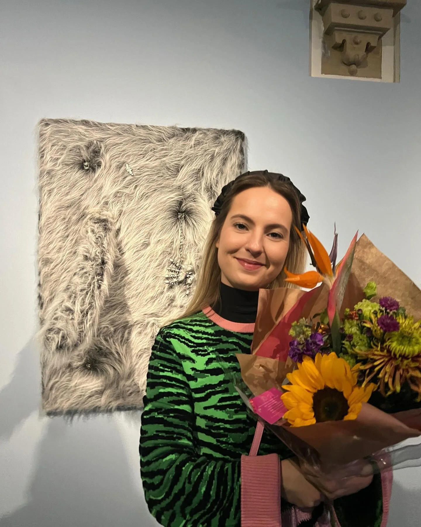 ໒꒰ྀི◜ ཅ ◝ ꒱ྀི১◞💐 yesterday, the group exhibition &lsquo;Fever Dream&rsquo; opened at @franshalsmuseum and it&rsquo;s truly a dream come true to be part of it with three of my works alongside all these talented artists! ˚ ༘ ೀ⋆｡˚
Many thanks to the wo