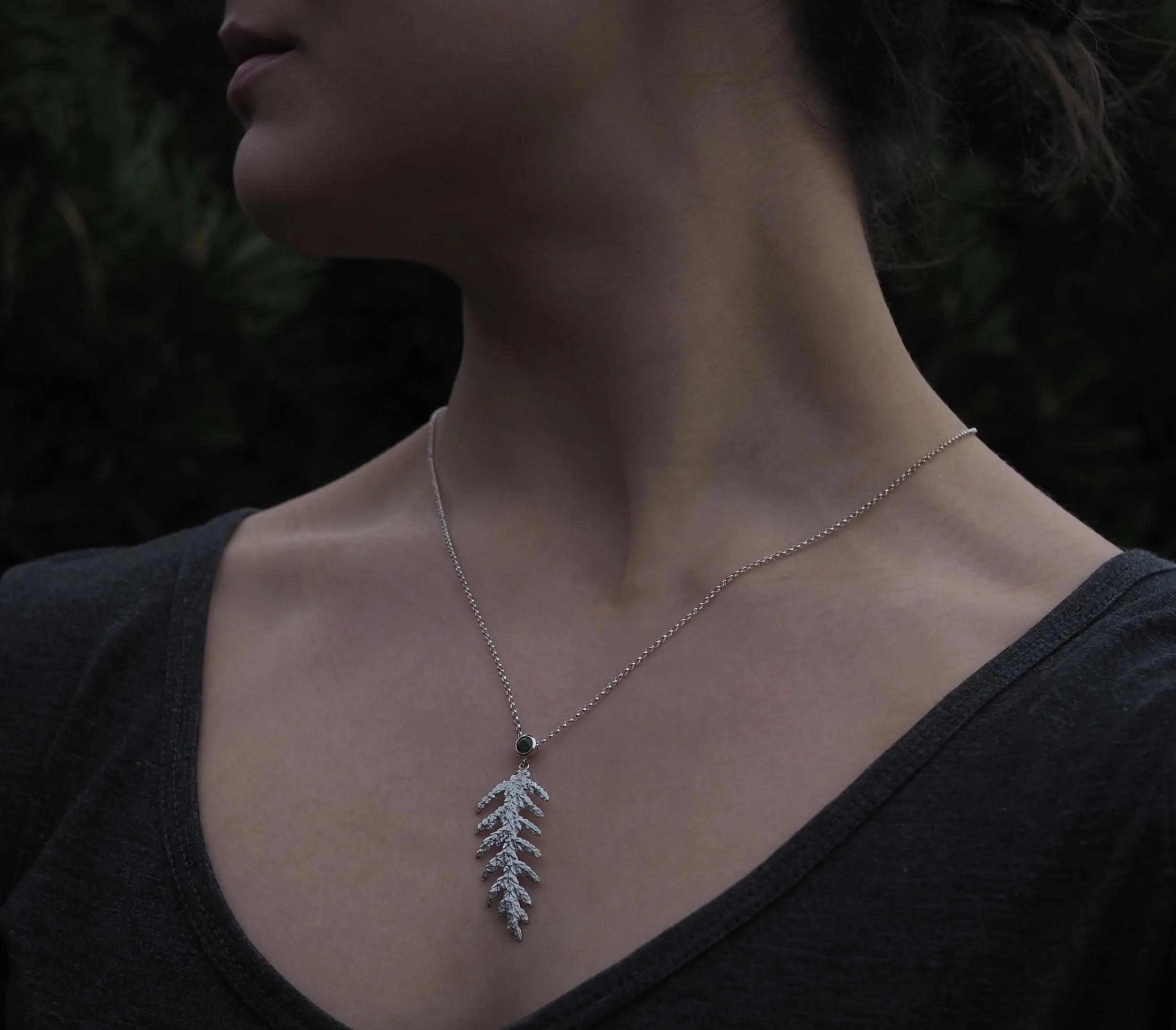 kätkö kaulakoru 2 rajattu.JPG