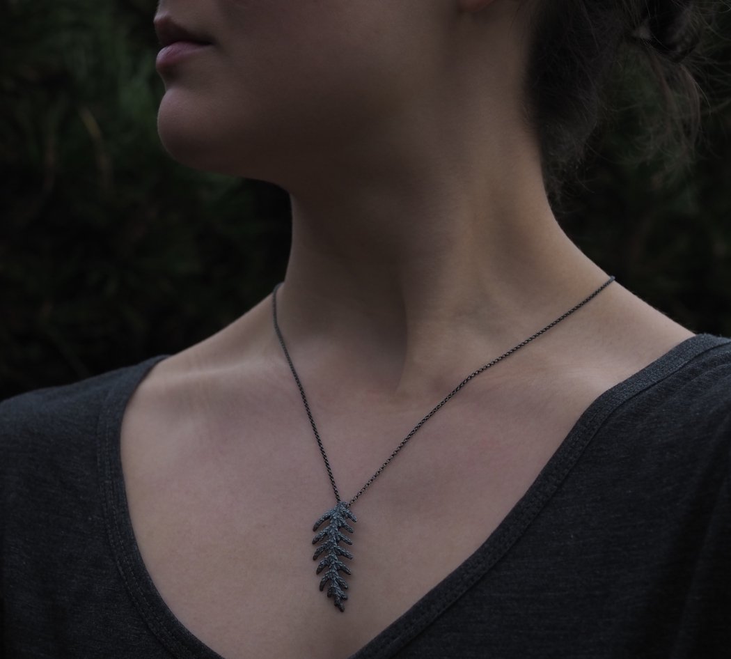 kätkö kaulakoru 1 rajattu SM.JPG