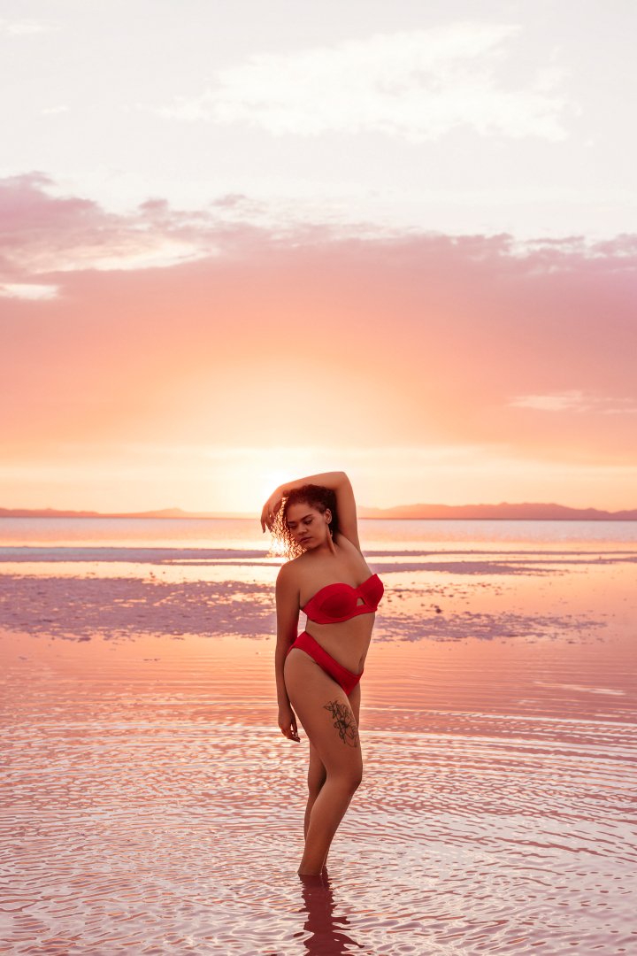 pink-lake-boudoir-5324.jpg