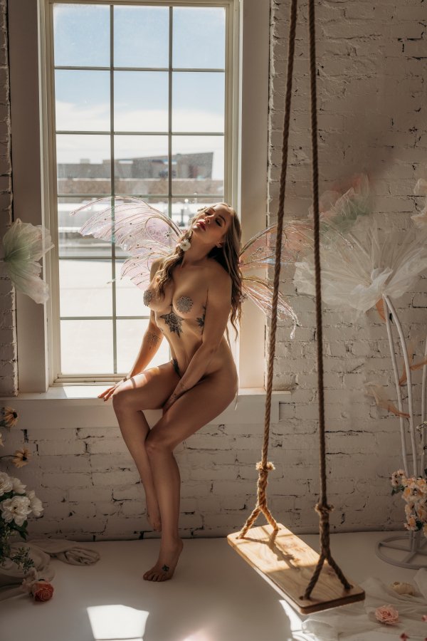 Boudoir session wardrobe styled at the Blushed Boudoir studio in Salt Lake City, Utah