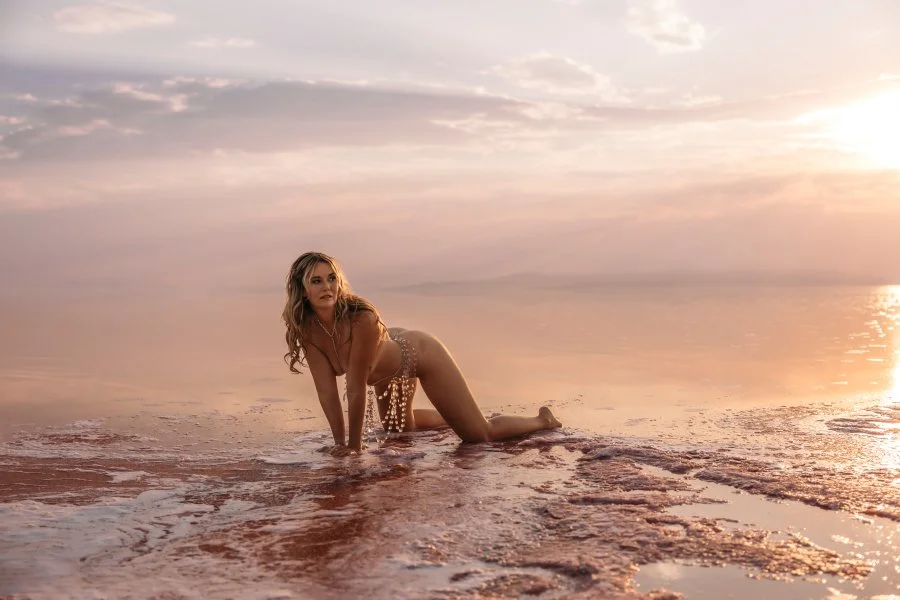 pink-lake-boudoir-utah-0754.jpg