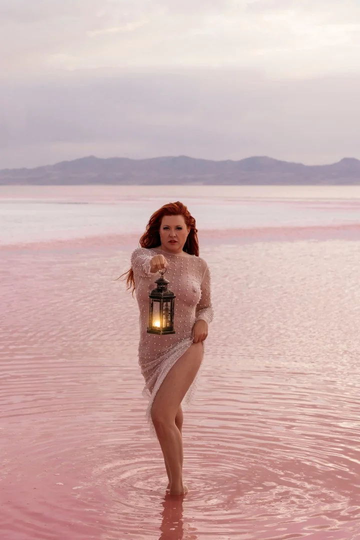 pink-lake-boudoir-5184.jpg