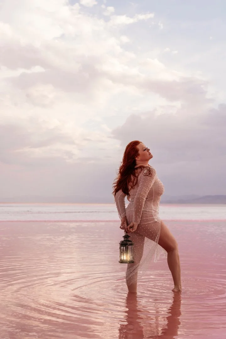 pink-lake-boudoir-5199.jpg