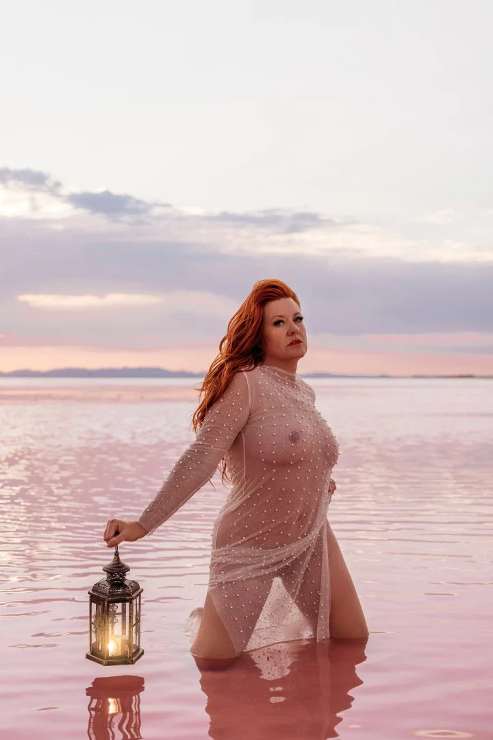 pink-lake-boudoir-5214.jpg