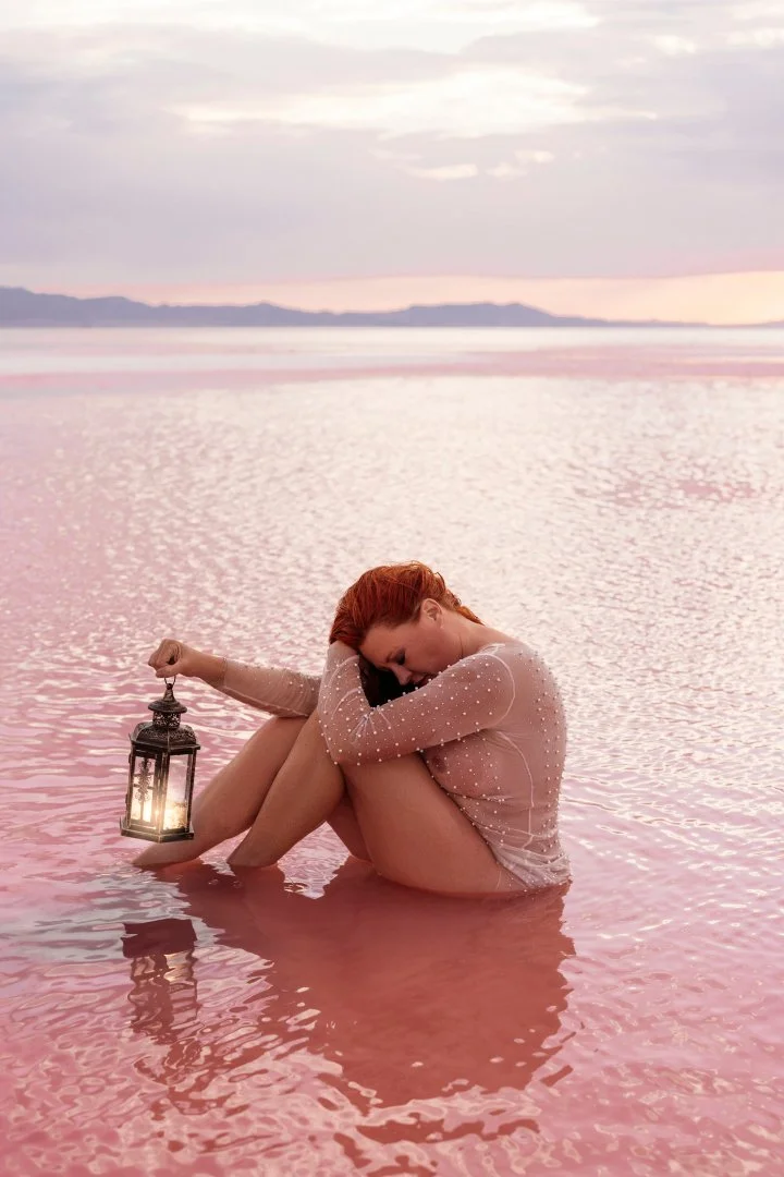 pink-lake-boudoir-5248.jpg