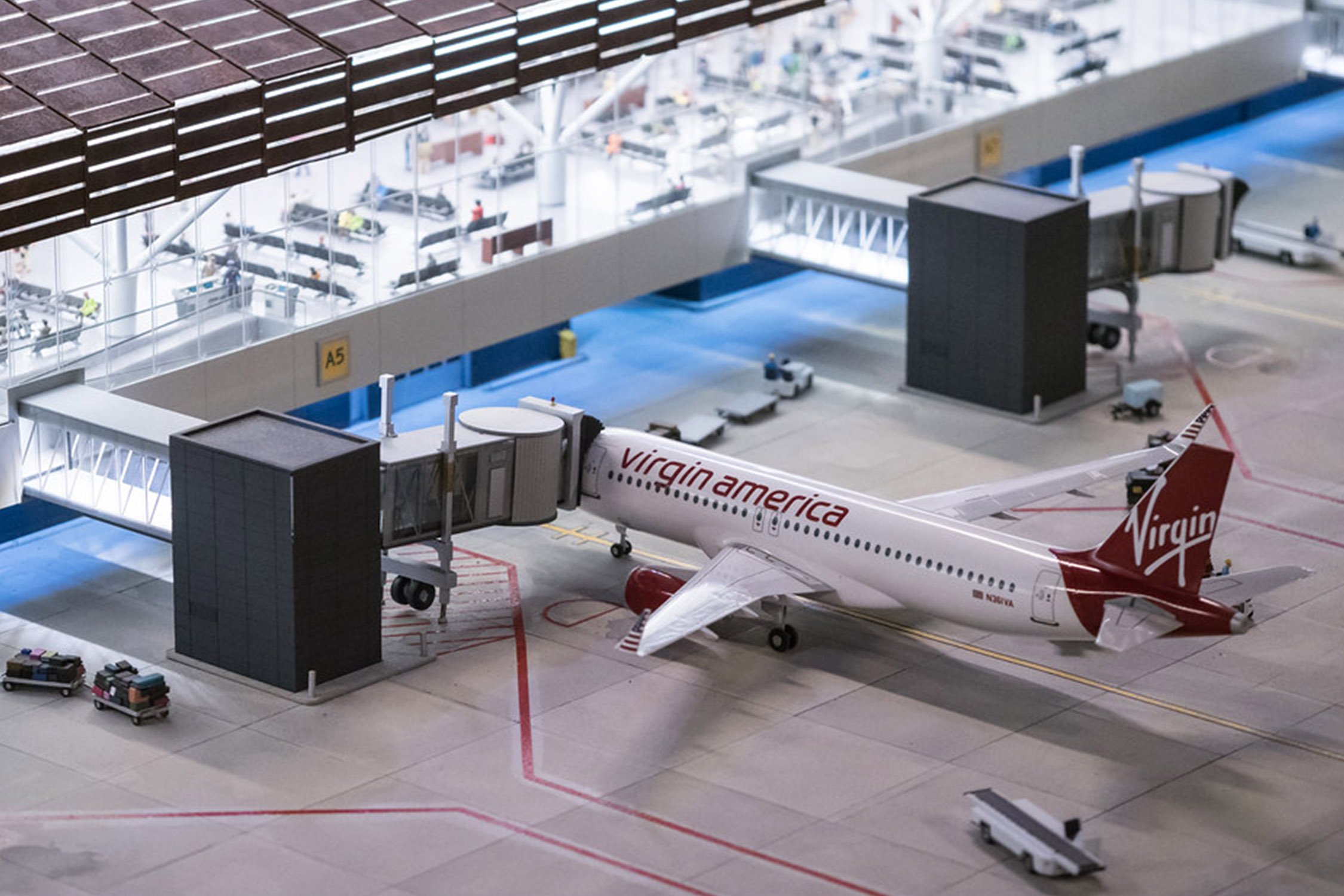 Surface model of airplanes for miniatures exhibition. Provide client with hollowed-out and parted models for rapid prototyping.
