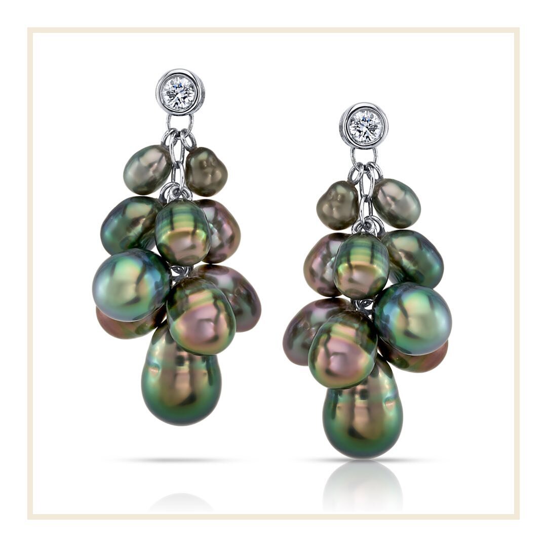 Earrings by King Plutarco

#earrings #pearls #pearlearrings #diamondearrings #silverearrings #jewelry #jewelryphoto #jewelryphotos #jewelryphotographer #jewelryphotography #productphotos #productphoto #productphotography #productphotographer #austint