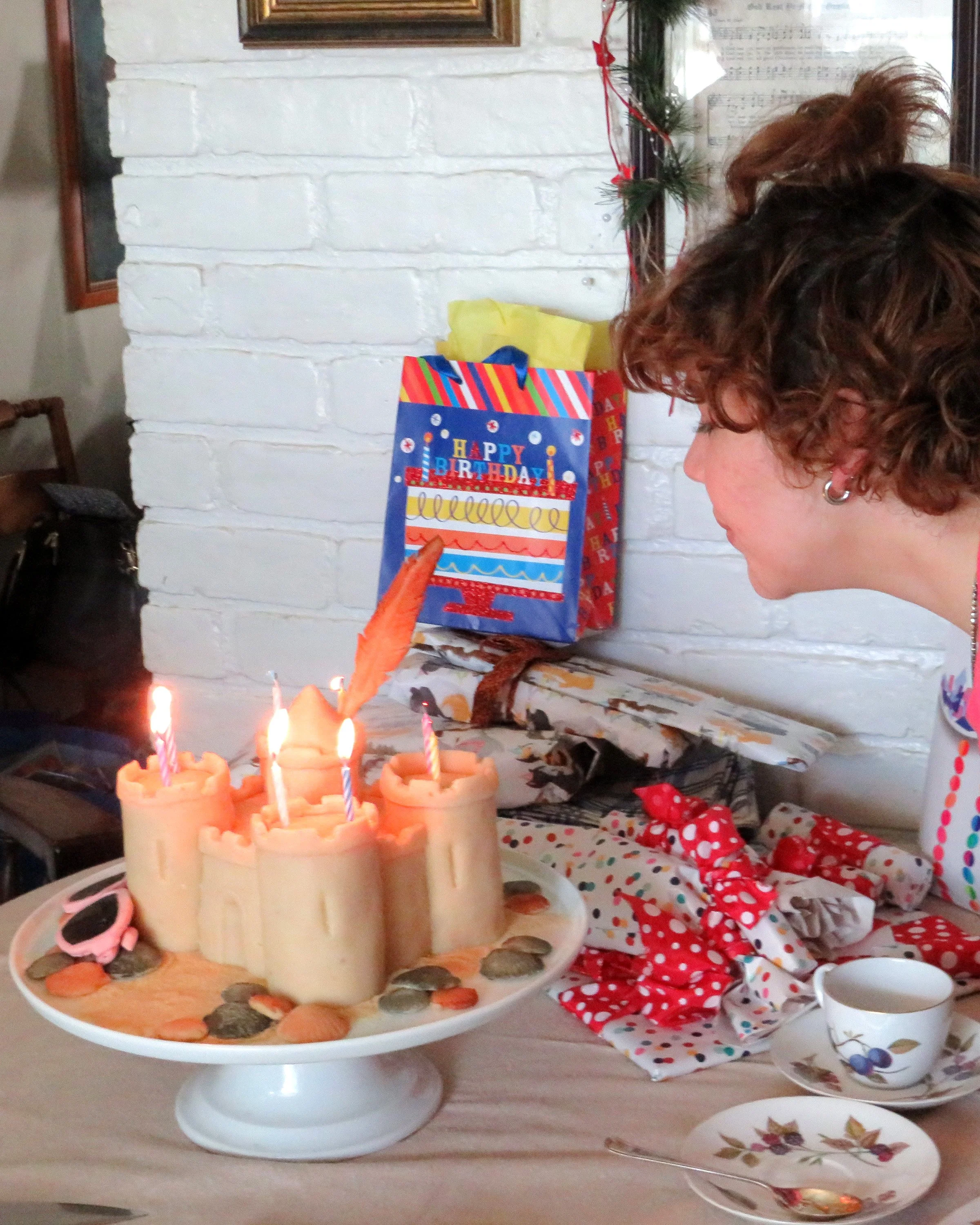 Sandcastle 08 040726.jpg