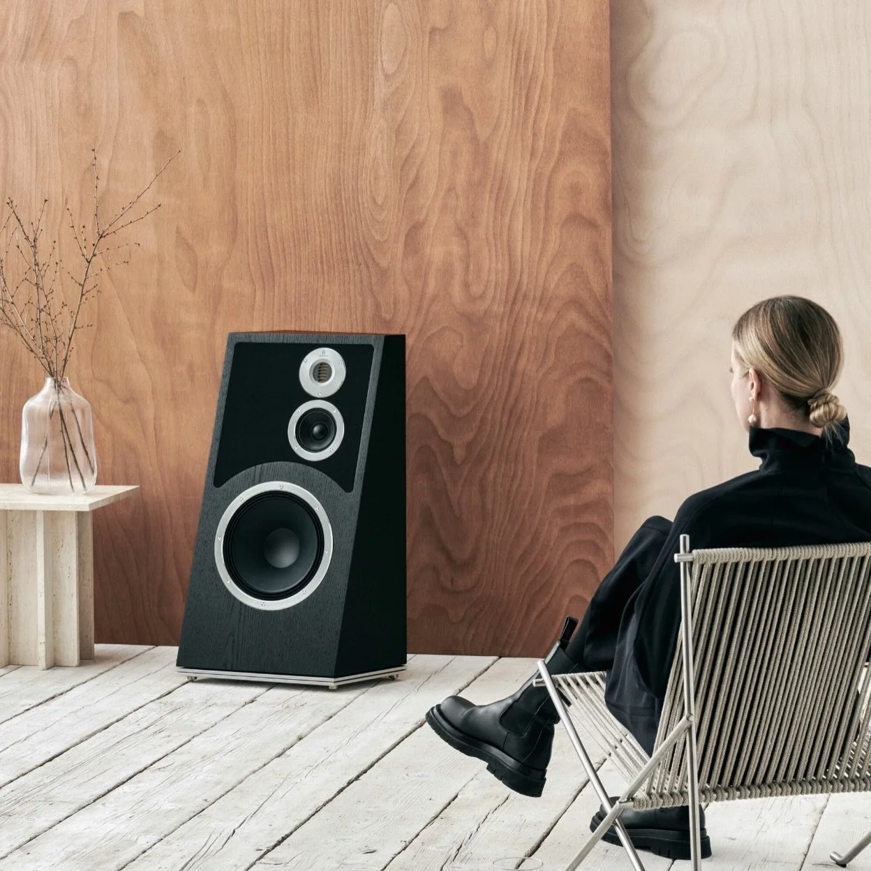 Vintage soul. Modern precision.

The Audiovector Trapeze Reimagined is one of the most naturally sounding speakers we&rsquo;ve had in our Listening Lounge. That iconic angled form factor &mdash; unmistakable, timeless. But inside, everything is new.
