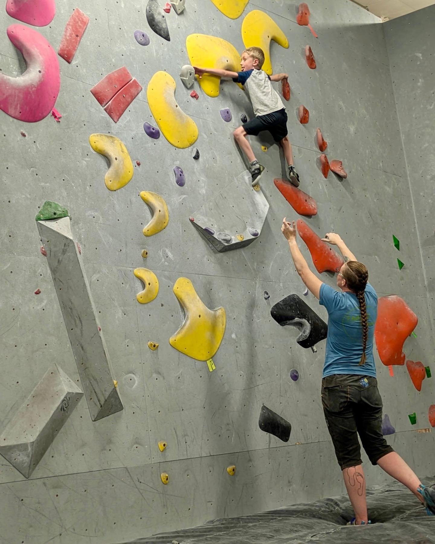 Climbing 101, 201, &amp; Club are in full swing! Looking to get your kid on the wall? We still have open spots for the Thursday 101 &amp; Club, as well as the Monday 201! Joining late, we can pro rate the remaining sessions!
#fargo #moorhead