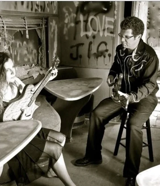 Live Music: Kate Morrison & Phil Lynch