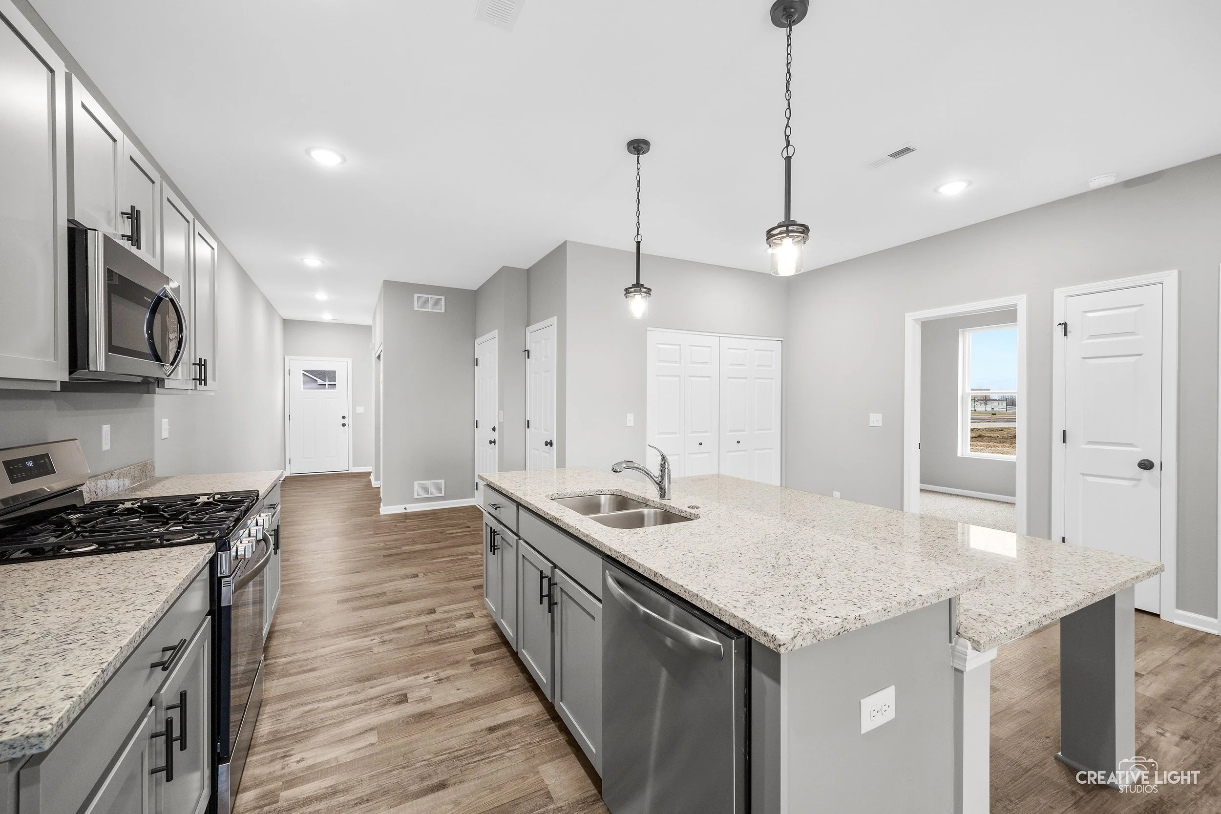 07-507 Preston St-7.jpg