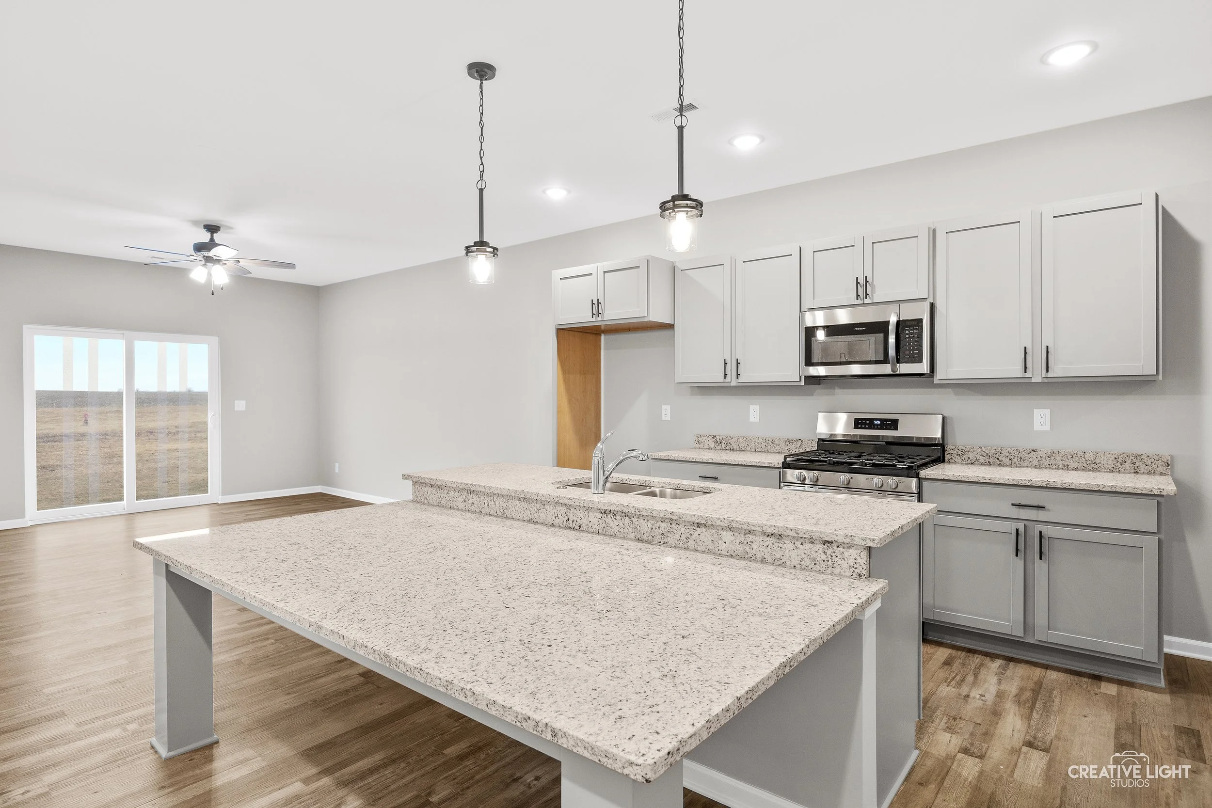 05-507 Preston St-5.jpg