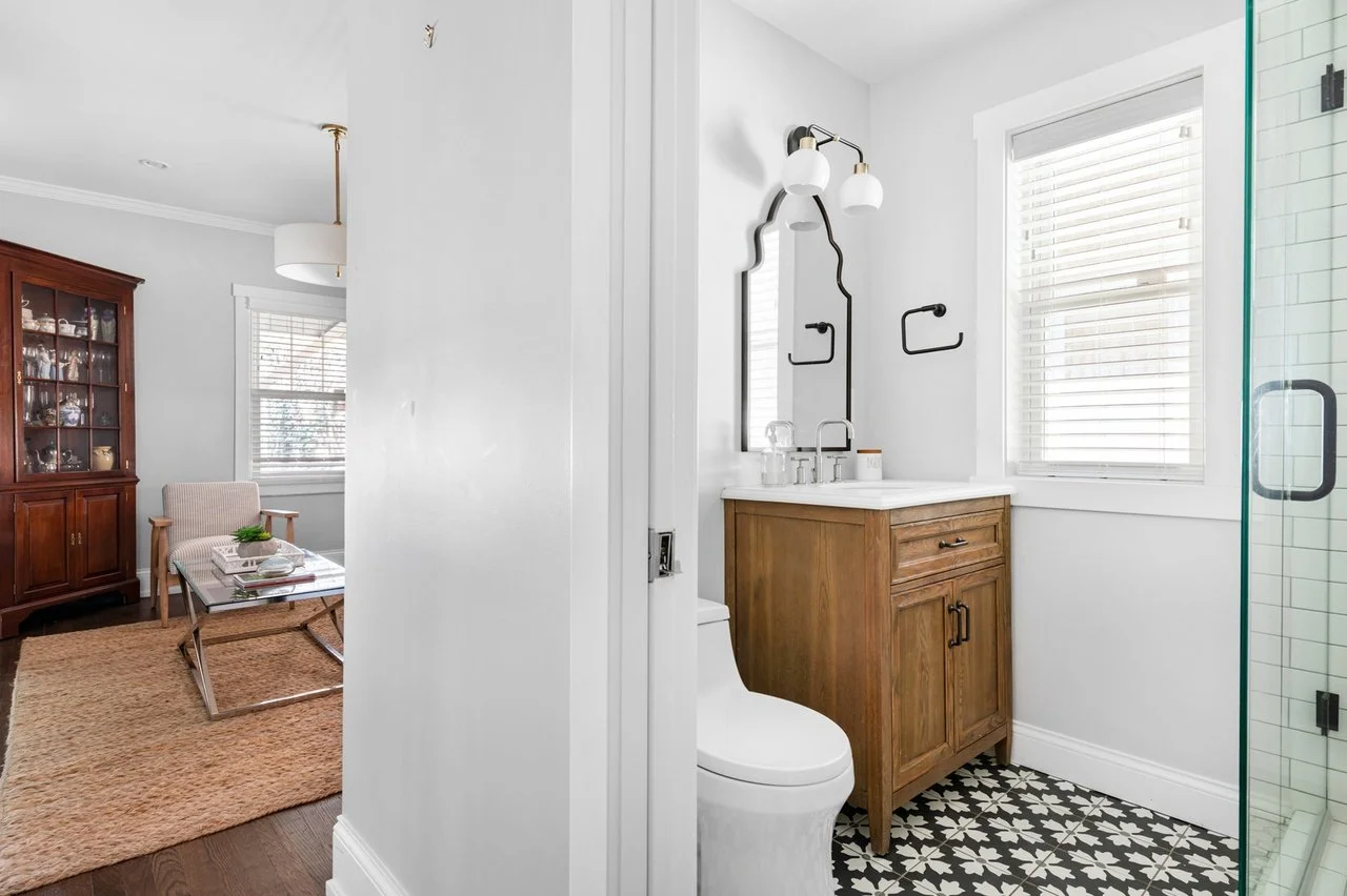 Pre-Sale-Home-Renovations-Bathroom-Remodeling.jpg