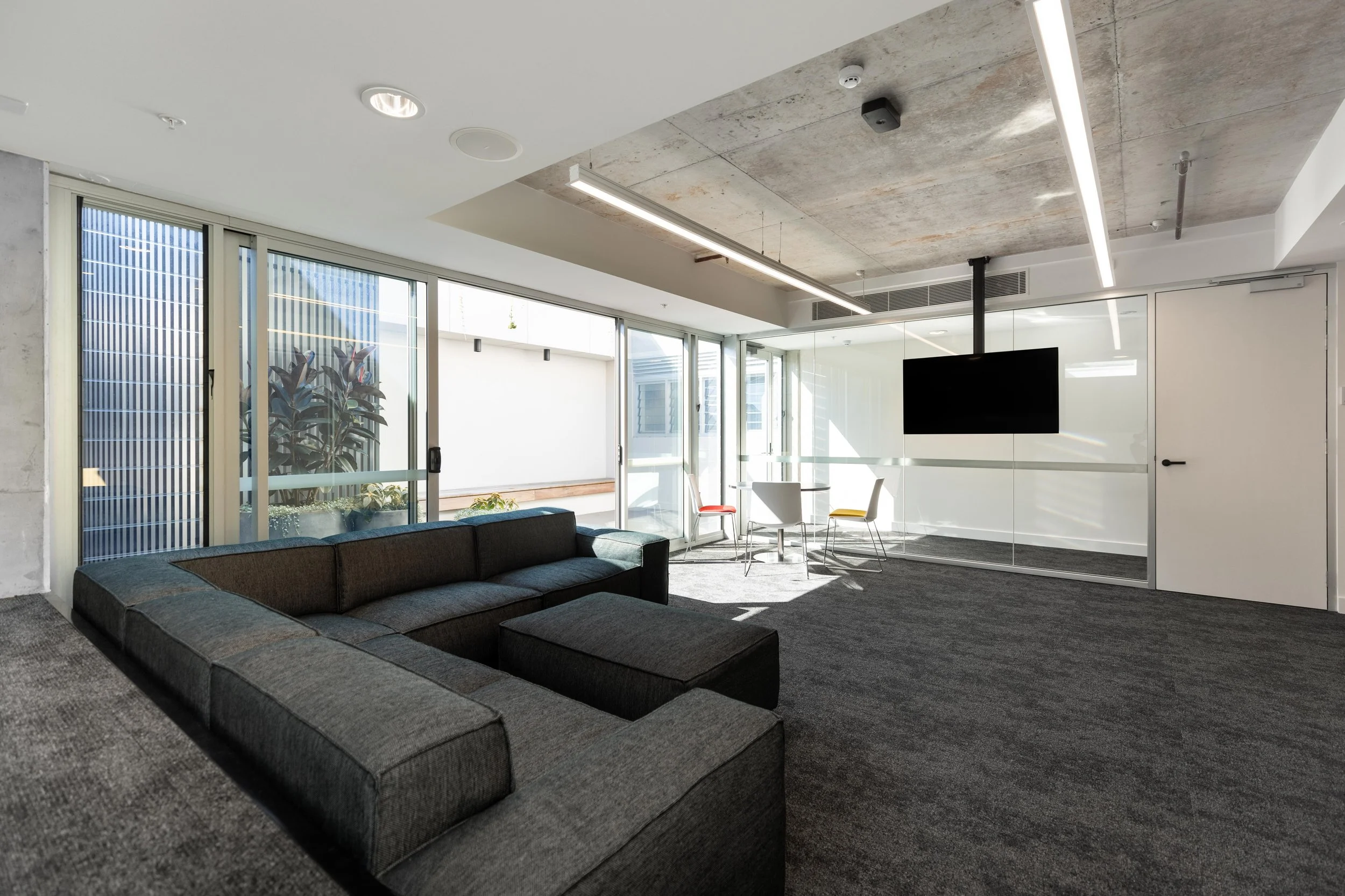 Level 2 Meeting Rooms (with Balcony Access)