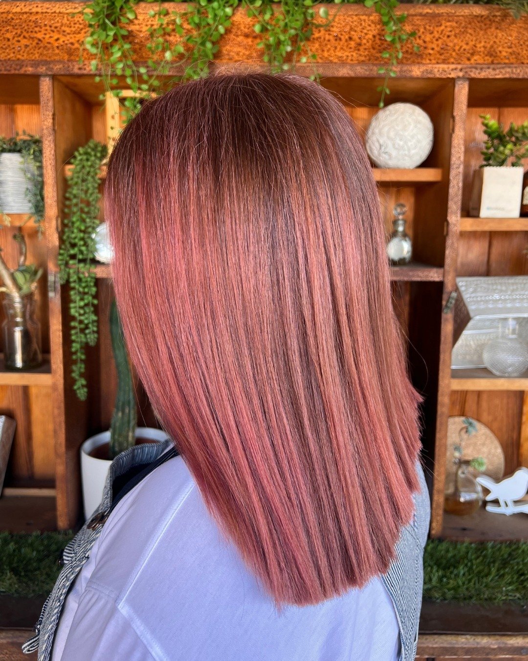 how gorgeous is THAT colour 😍⁠
⁠
colour and cut by claudia and blow dry by chloe 🌿⁠
⁠
#organicministrysalon #adelaidehairsalon #adelaideorganicsalon #lowtoxsalon #adelaidehairdresser #organicbeauty #naturalhaircare #holistichaircare #organicsalon #